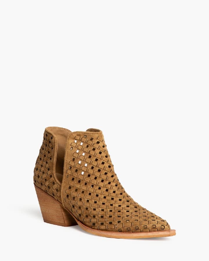 Botim perfurado camel