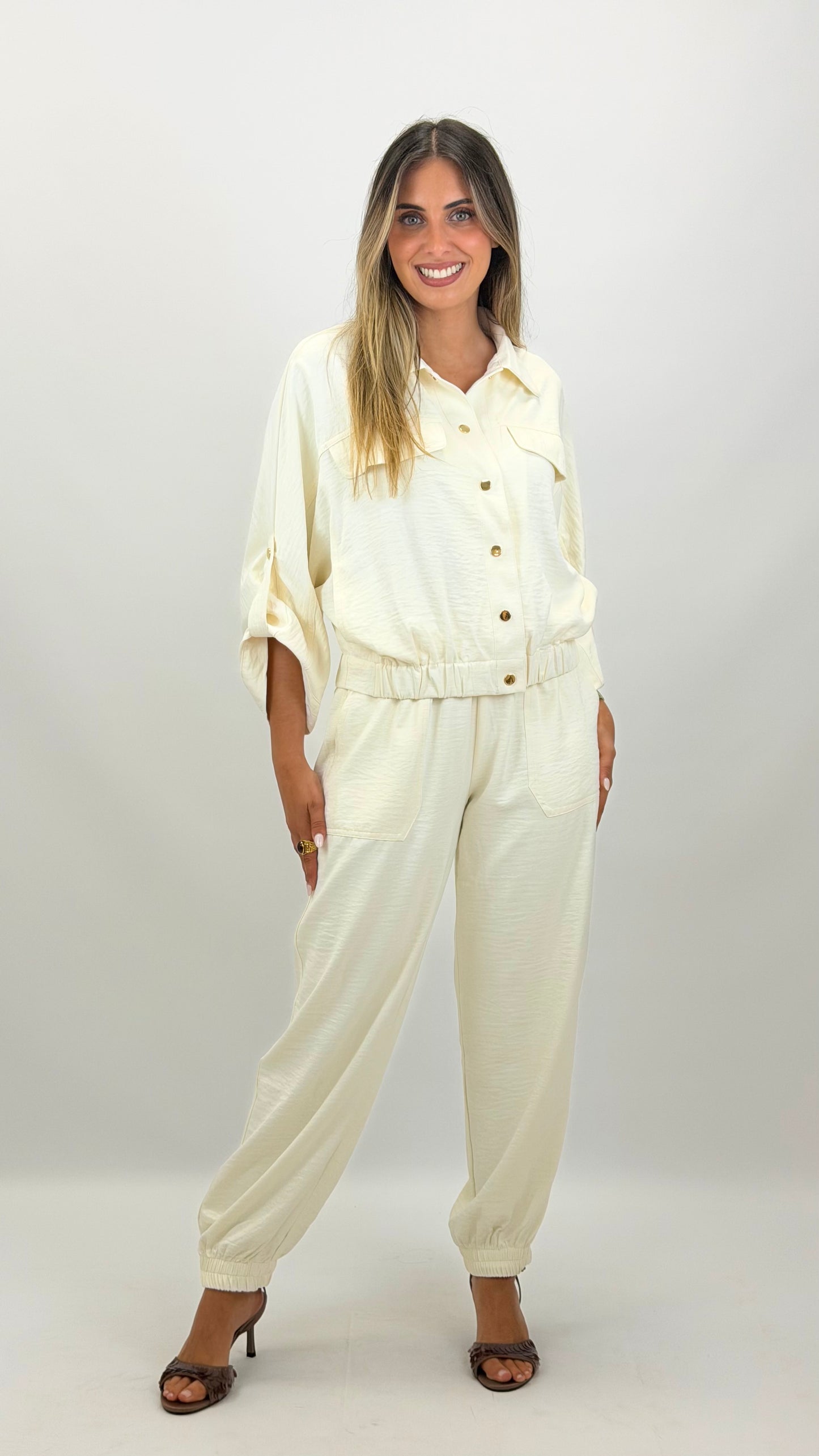 Conjunto bomber e calça com elástico pérola