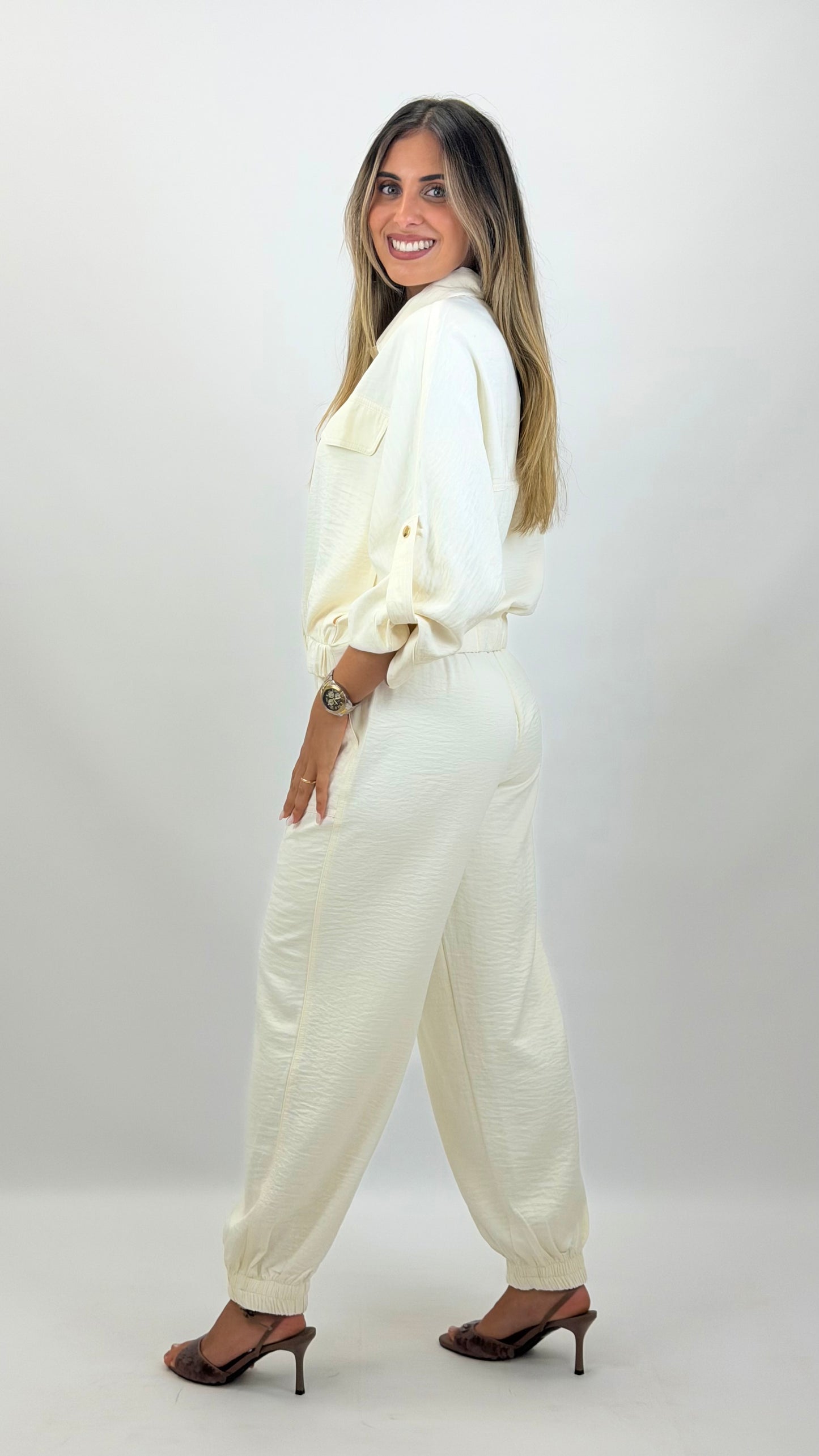 Conjunto bomber e calça com elástico pérola