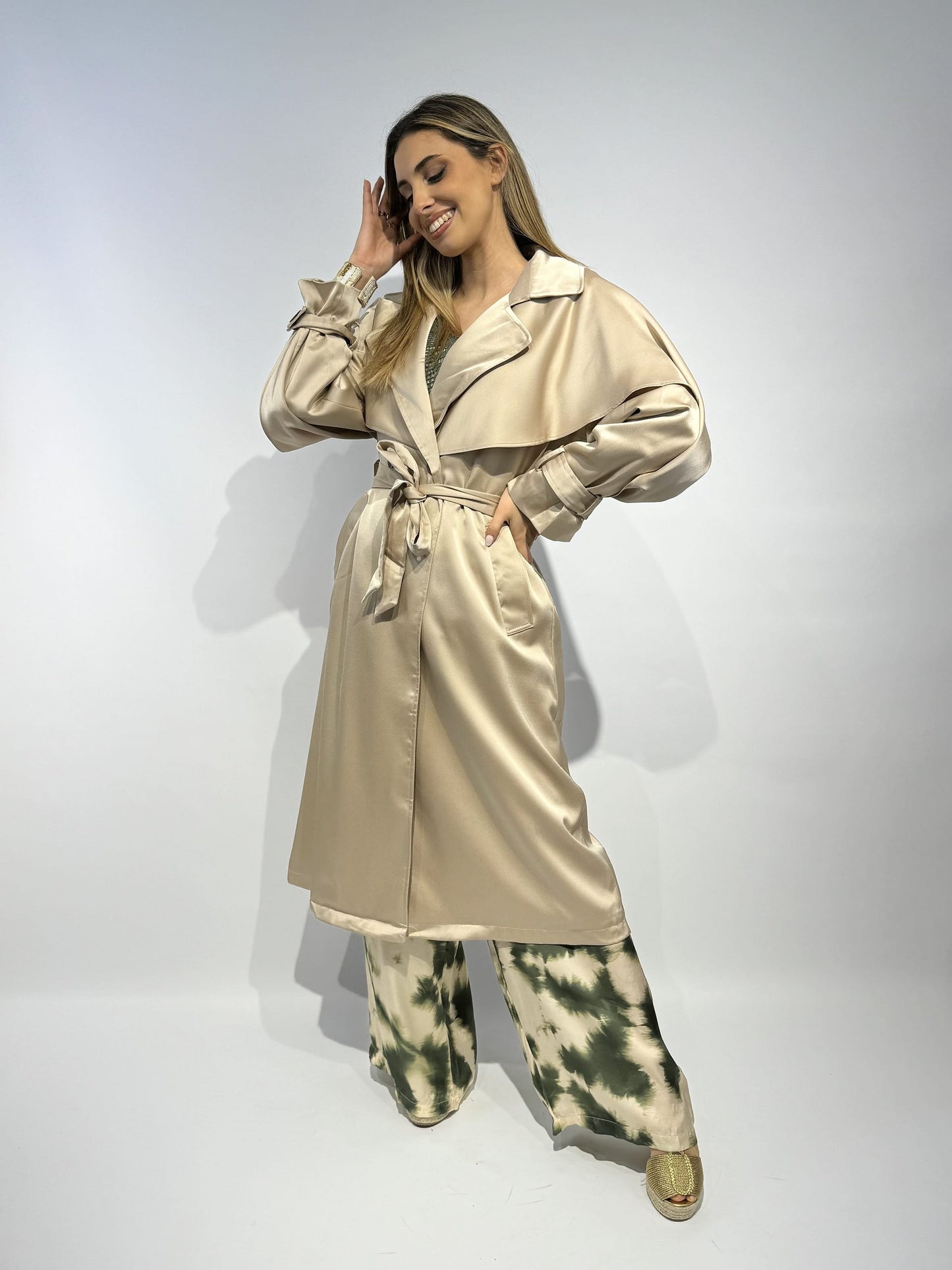 Gabardine acetinada bege