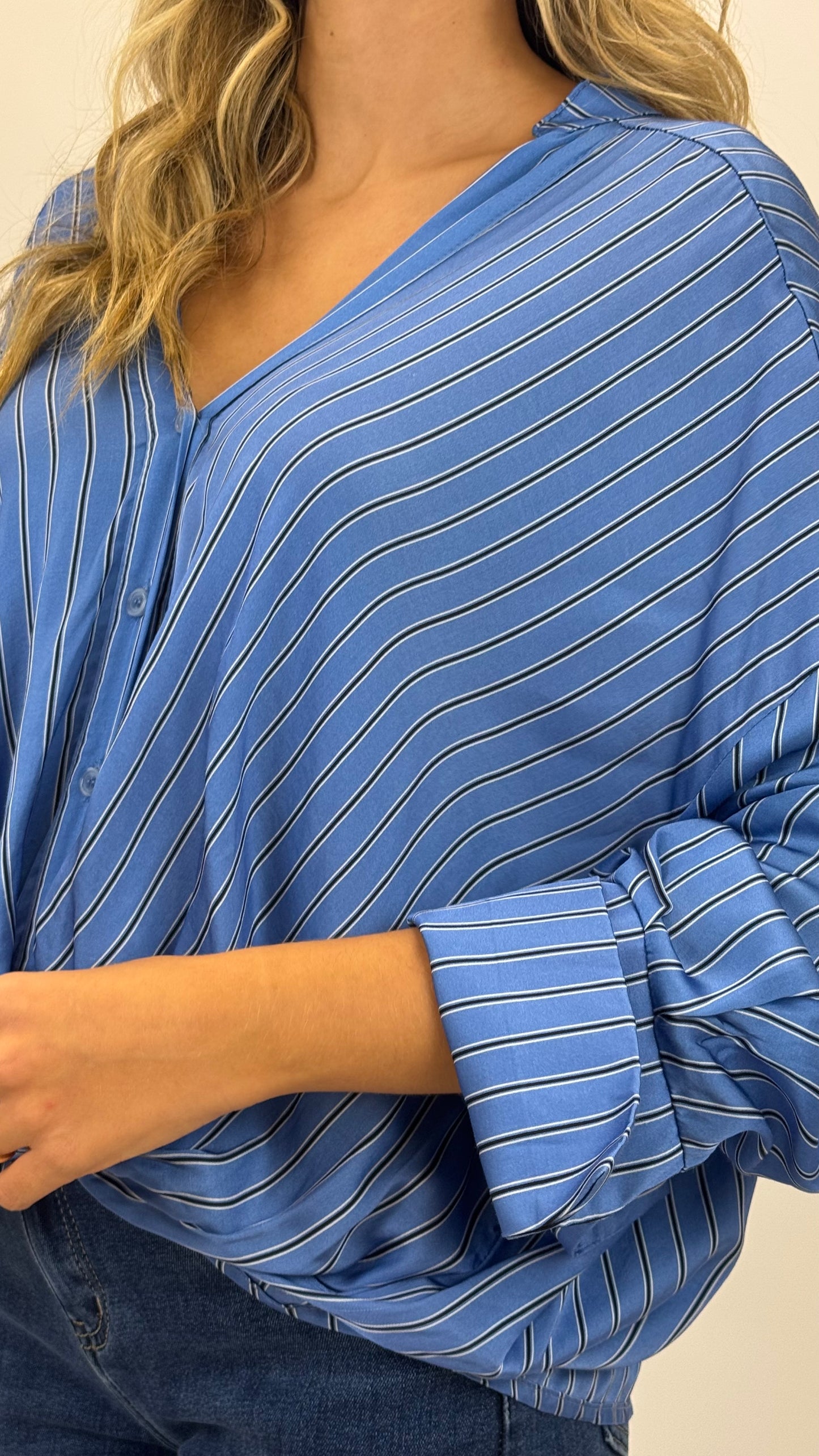 Blusa risquinhas azul