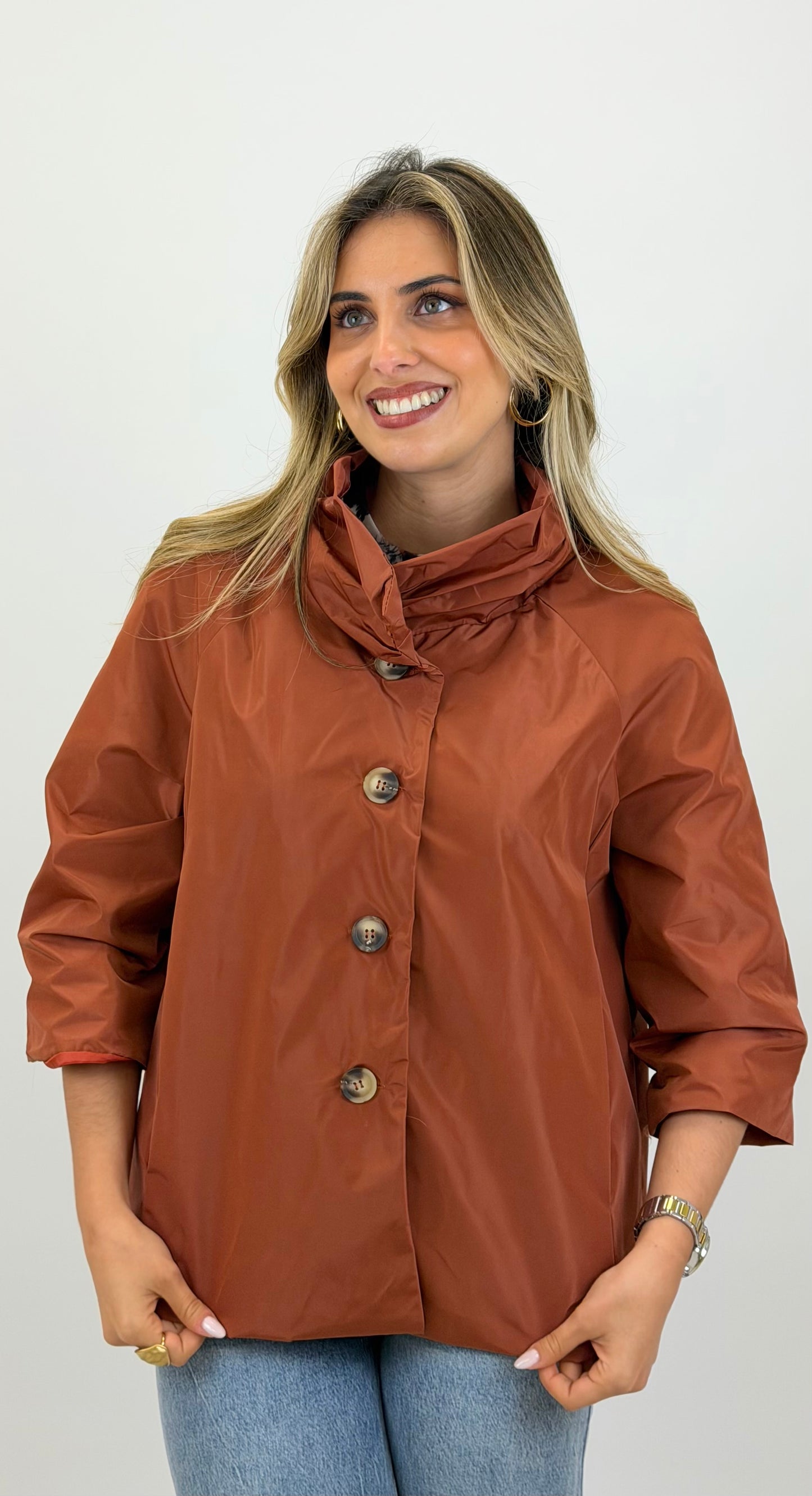 Parka manga 3/4 com botões telha