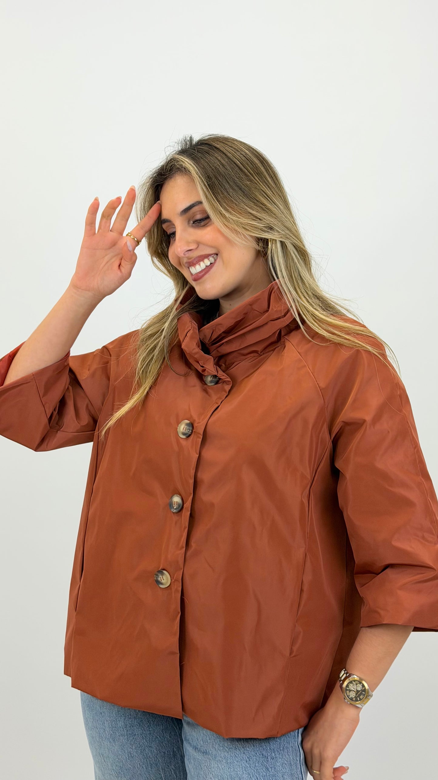 Parka manga 3/4 com botões telha