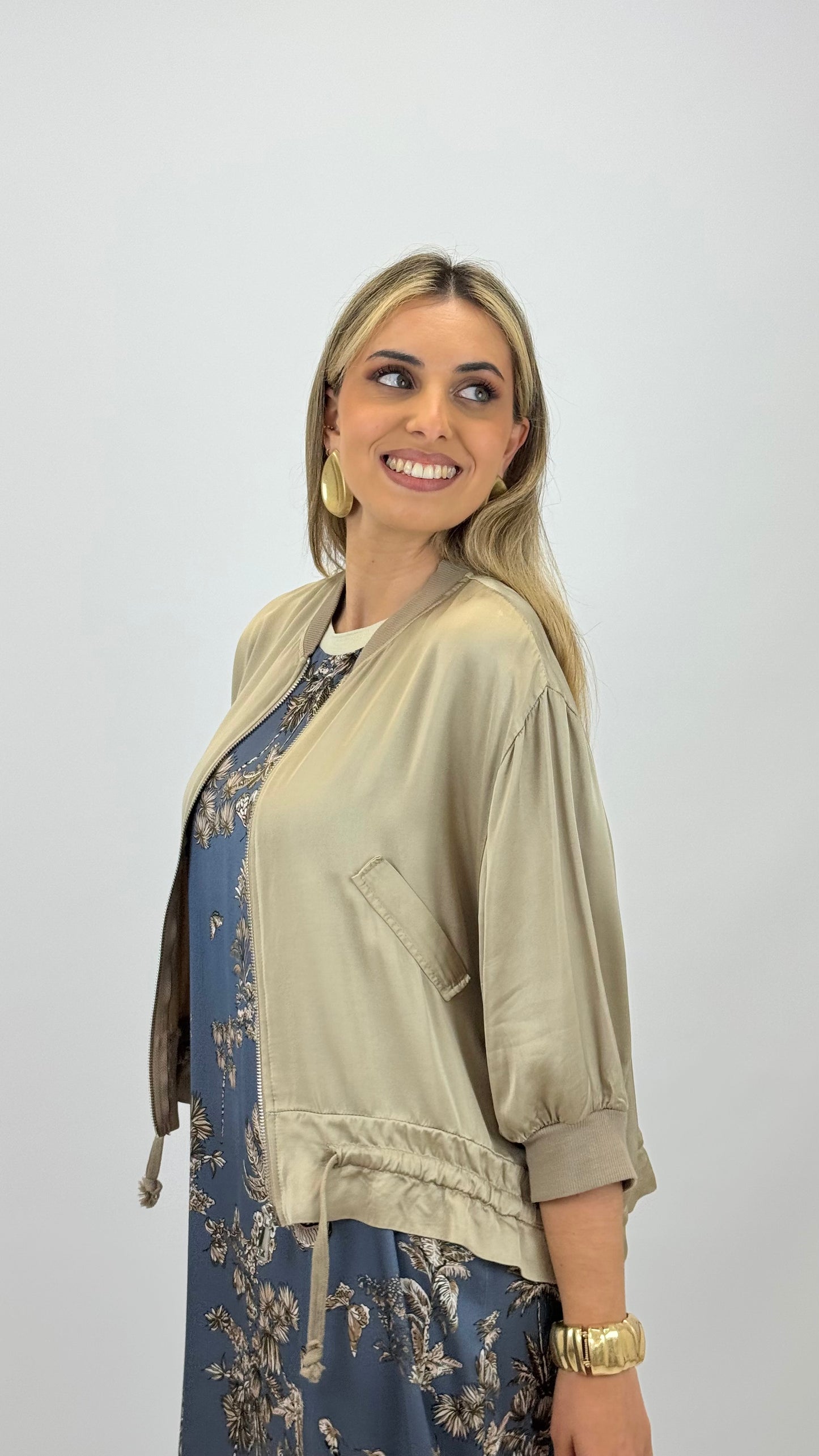 Bomber acetinado kaki