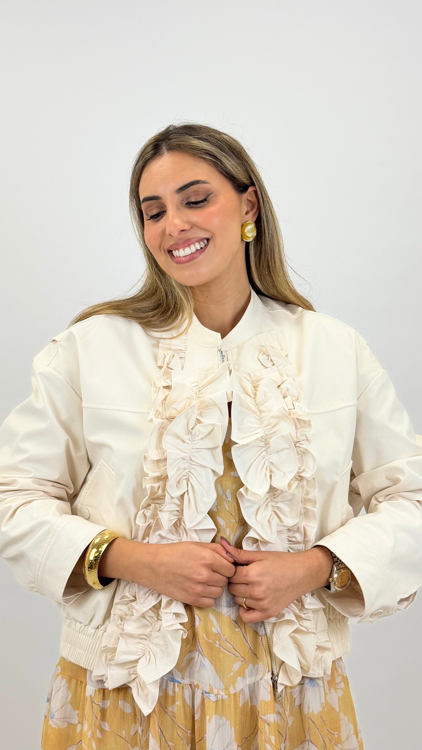 Bomber bege com folho