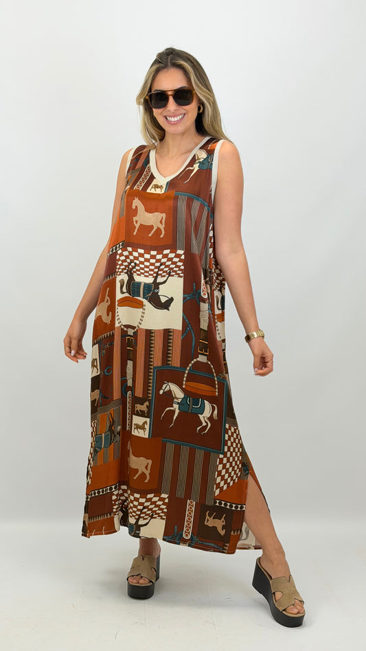 Vestido cavado estampado tons terracotta e castanho