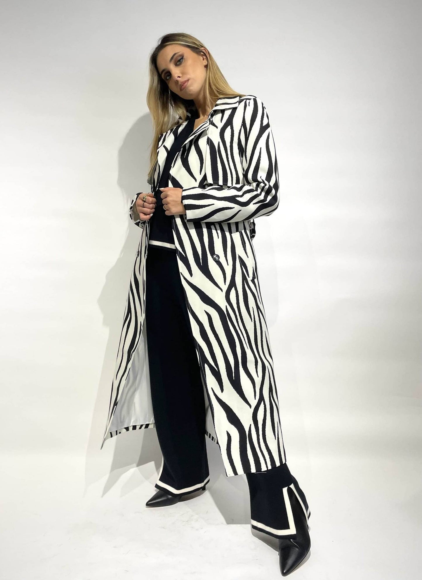 Gabardine zebra preto e branco