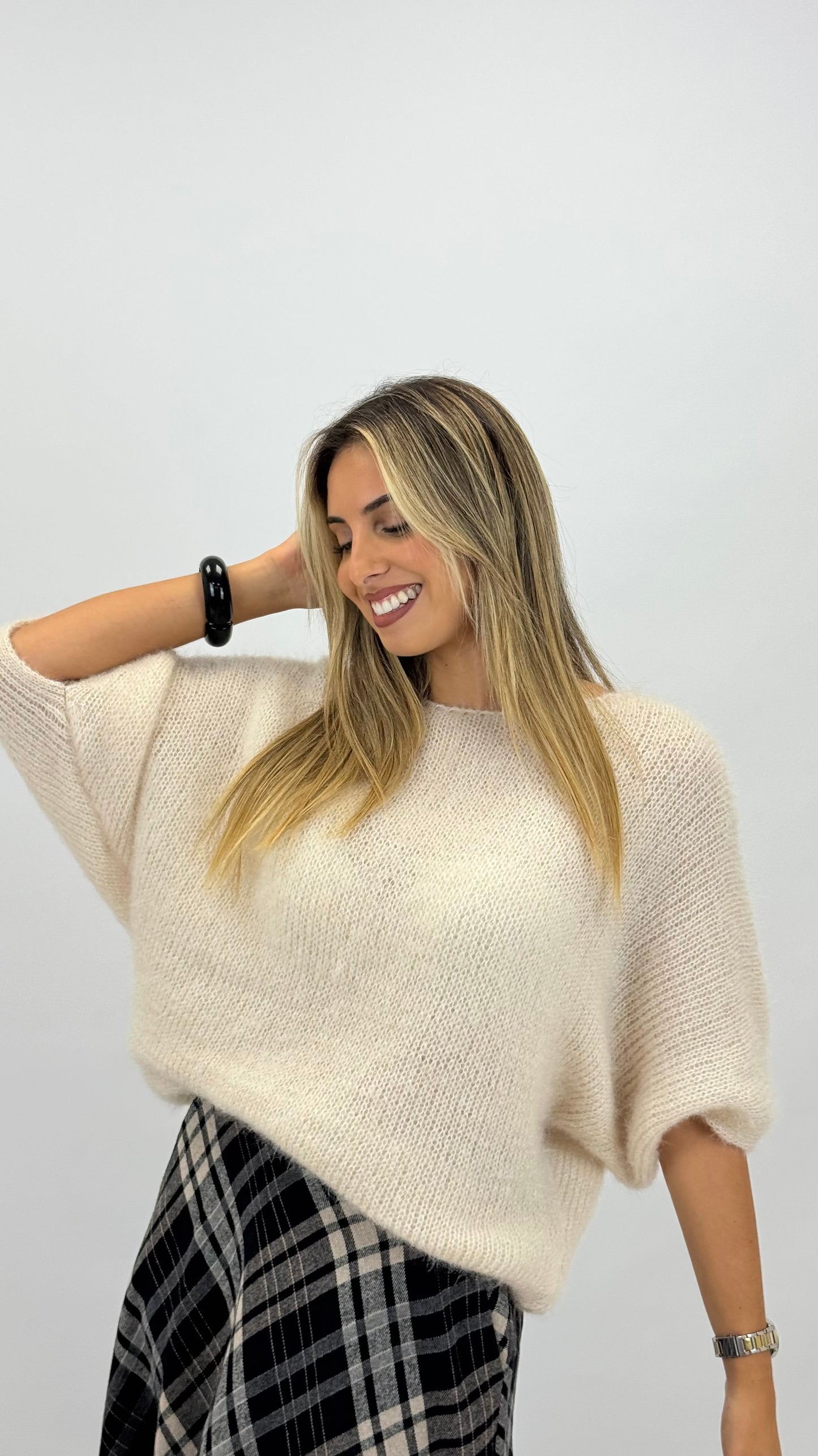 Camisola malha quente e fofa pérola