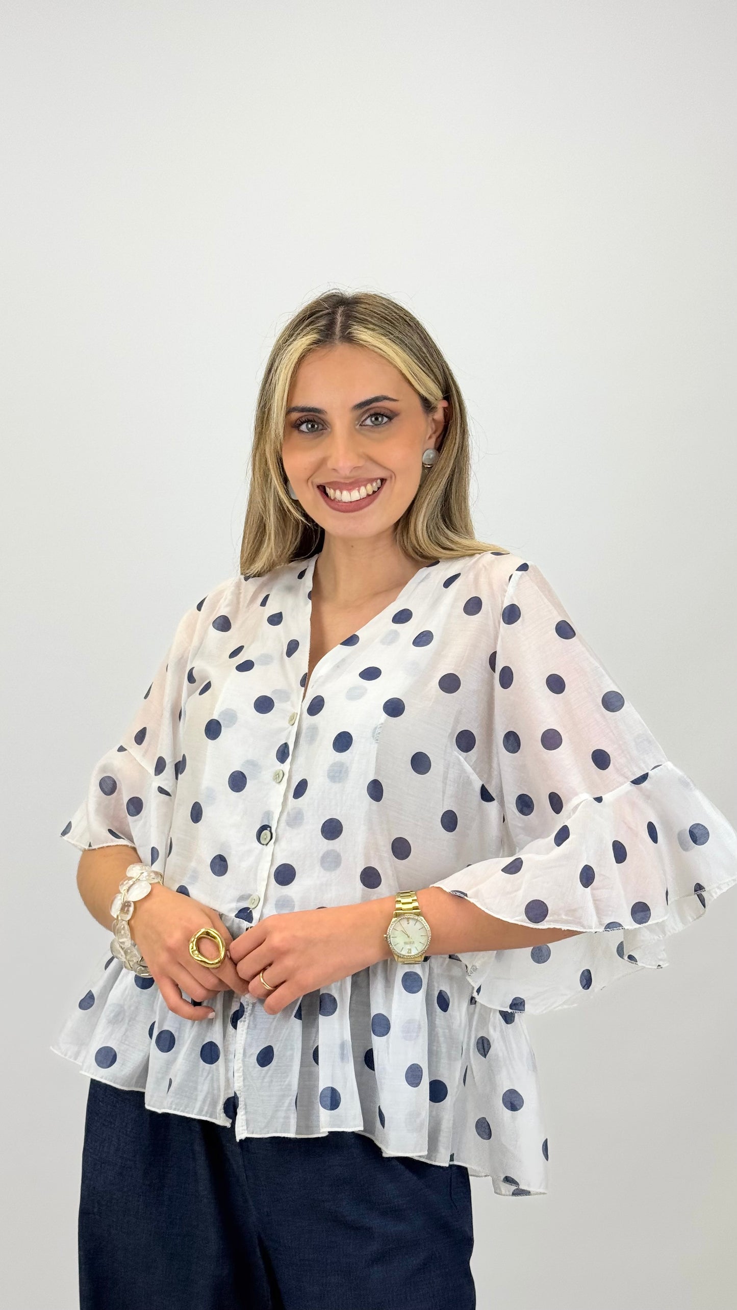 Blusa bolas azul e branco