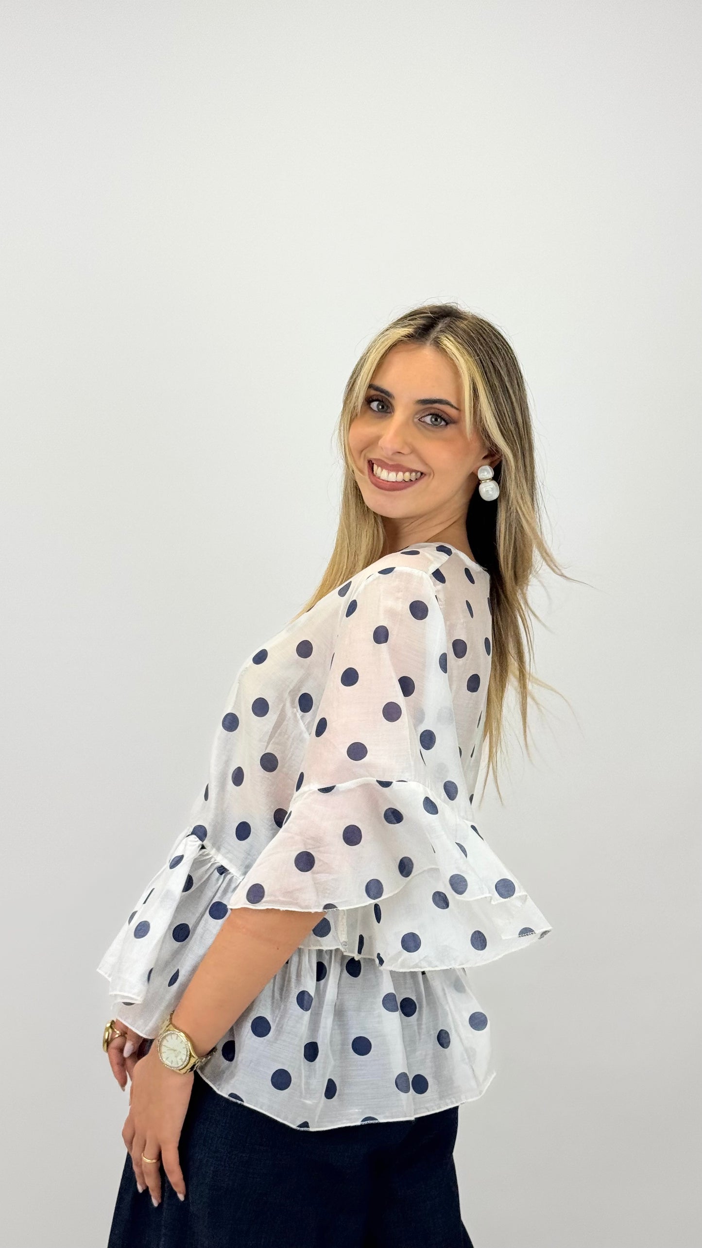 Blusa bolas azul e branco