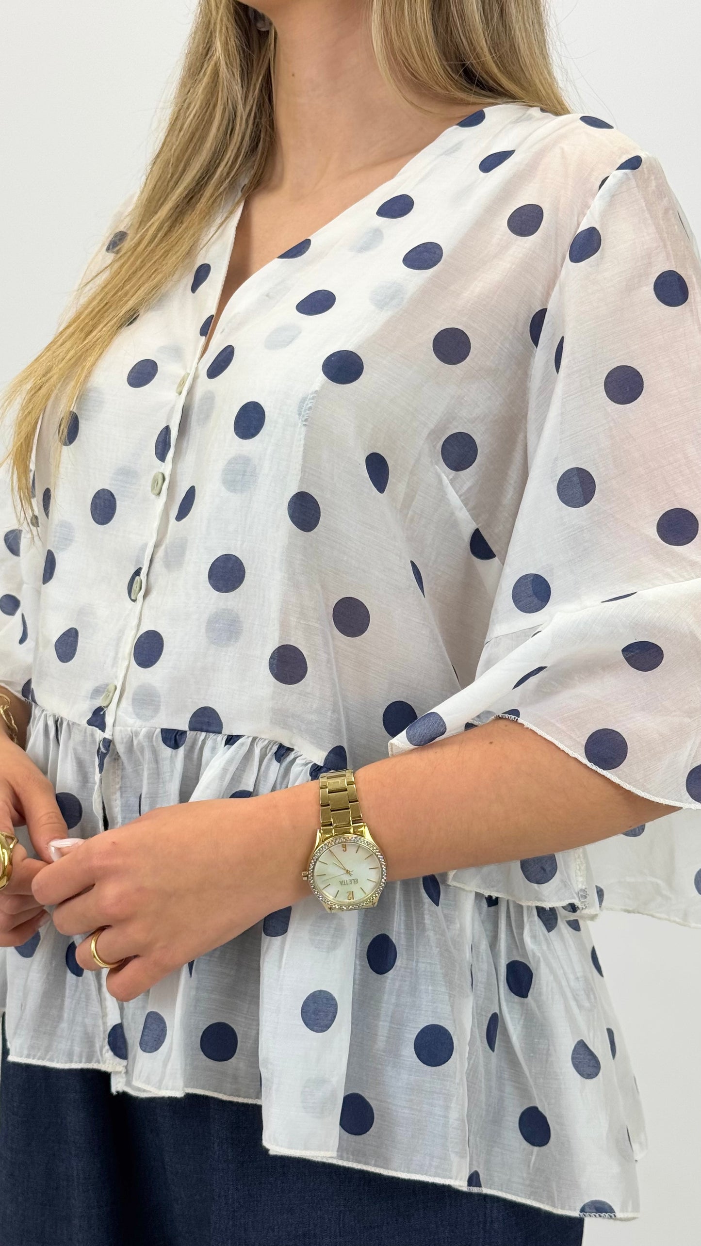 Blusa bolas azul e branco