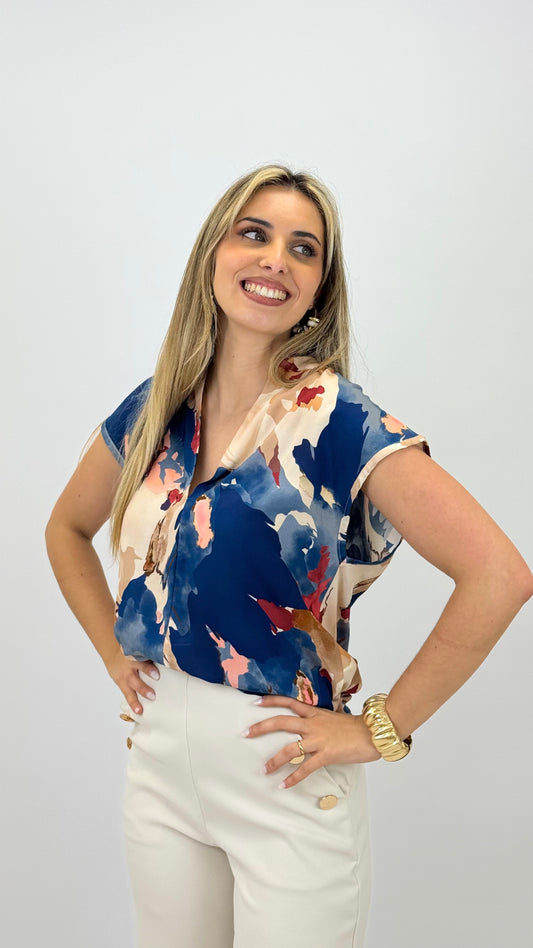 Blusa estampado abstrato tons azul