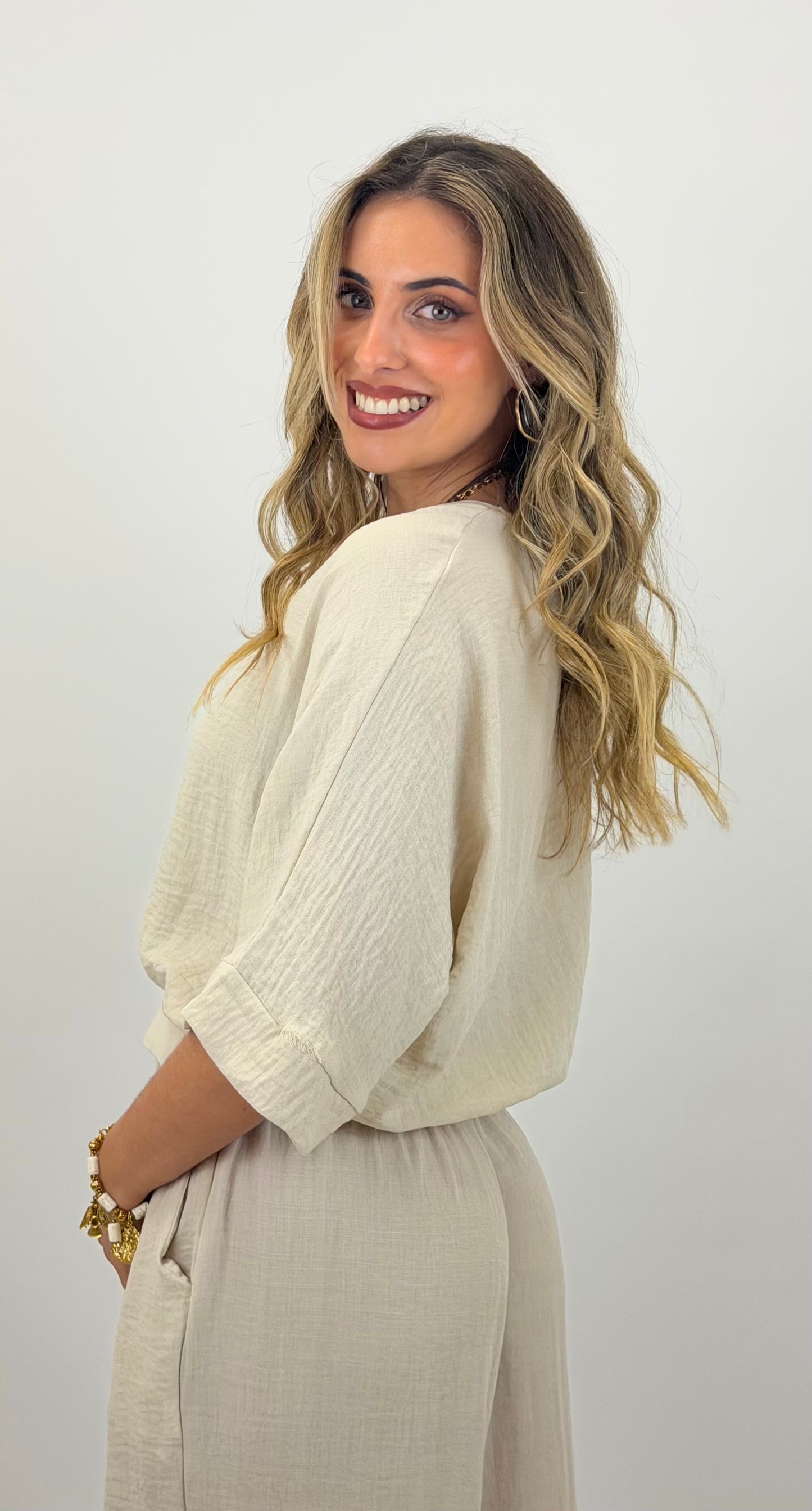 Casaco estilo bomber tecido creme