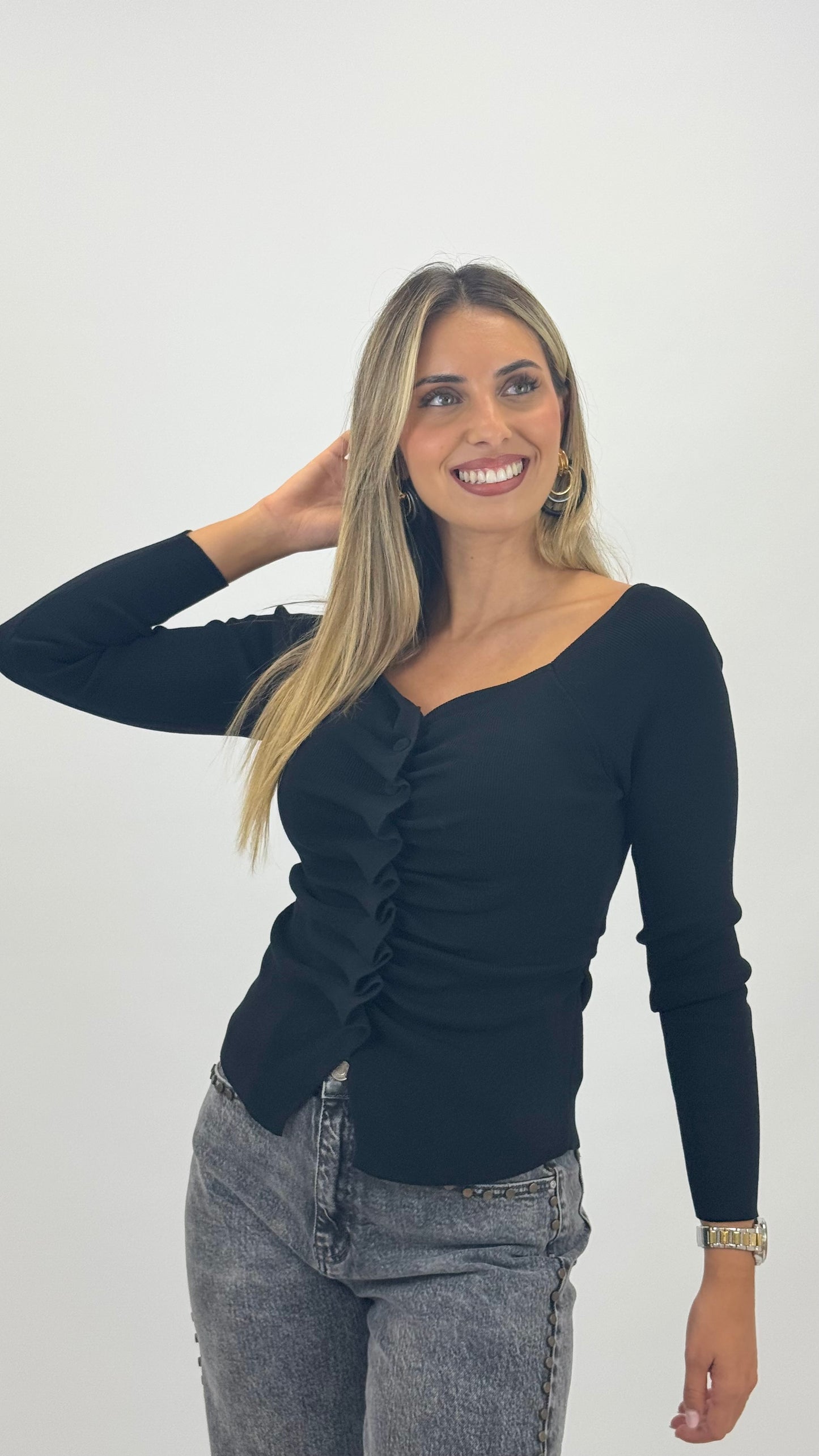 Camisola malha justa preta com folhinhos