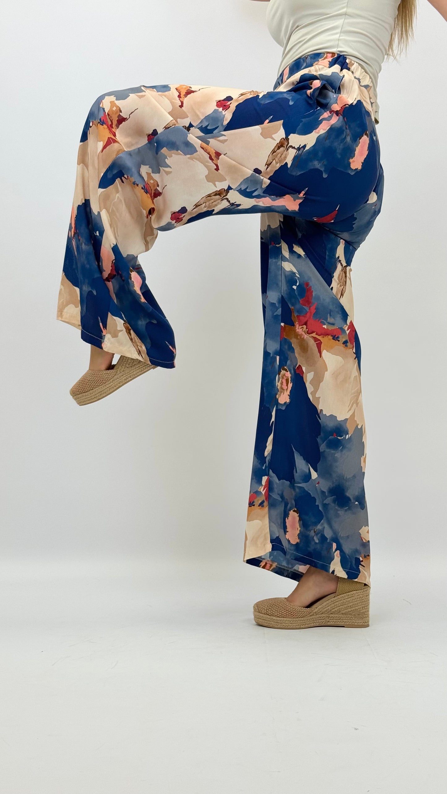 Pantalona estampado abstrato tons azul