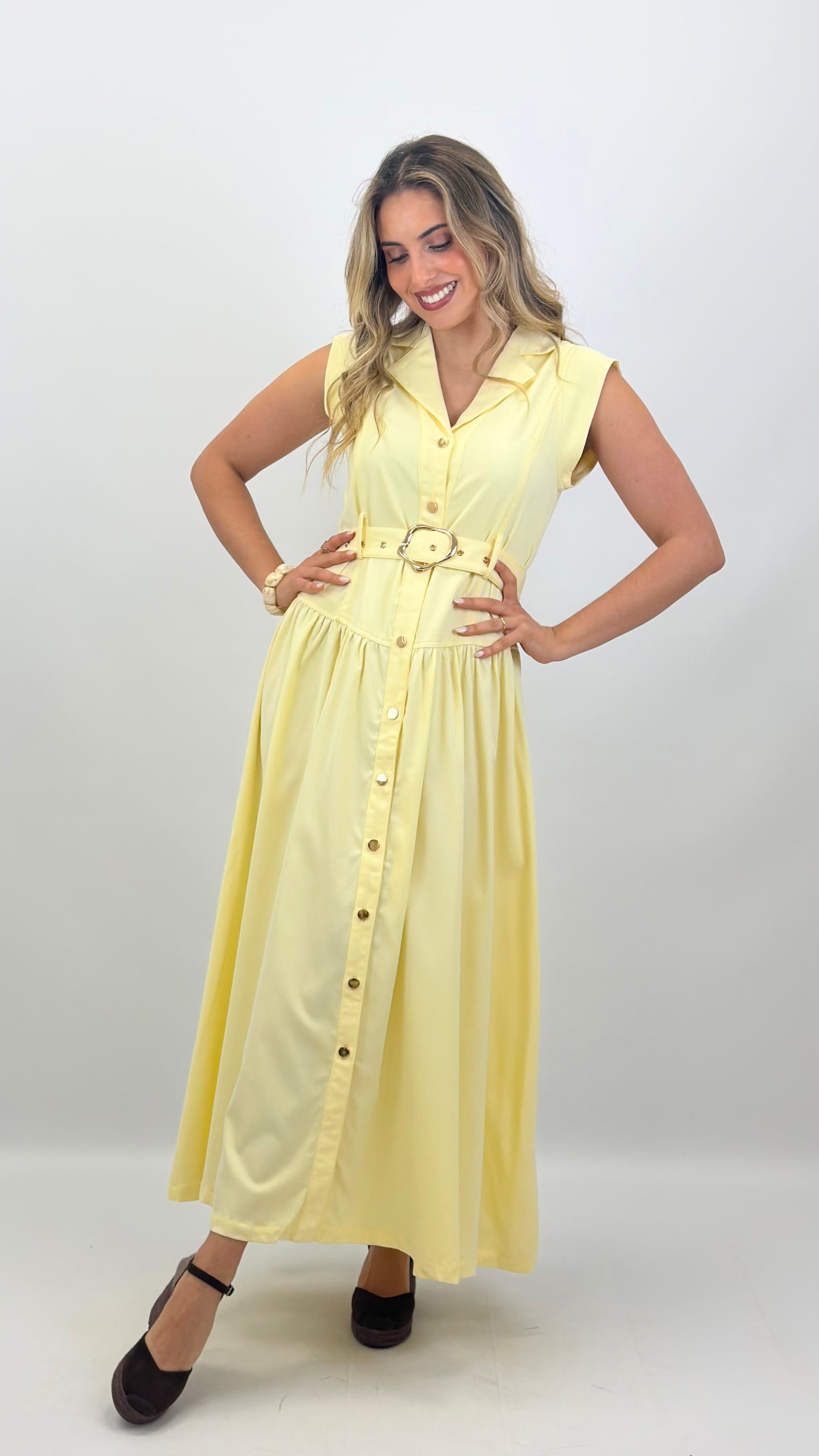 Vestido midi amarelo-manteiga