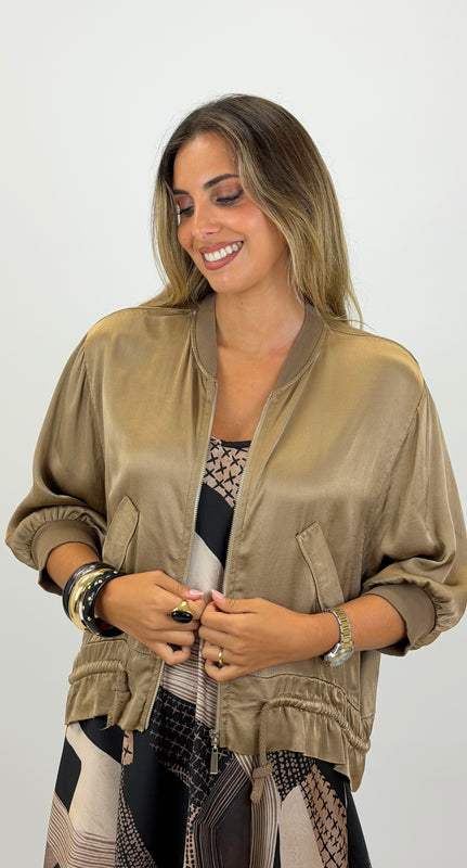 Bomber acetinado dourado hover
