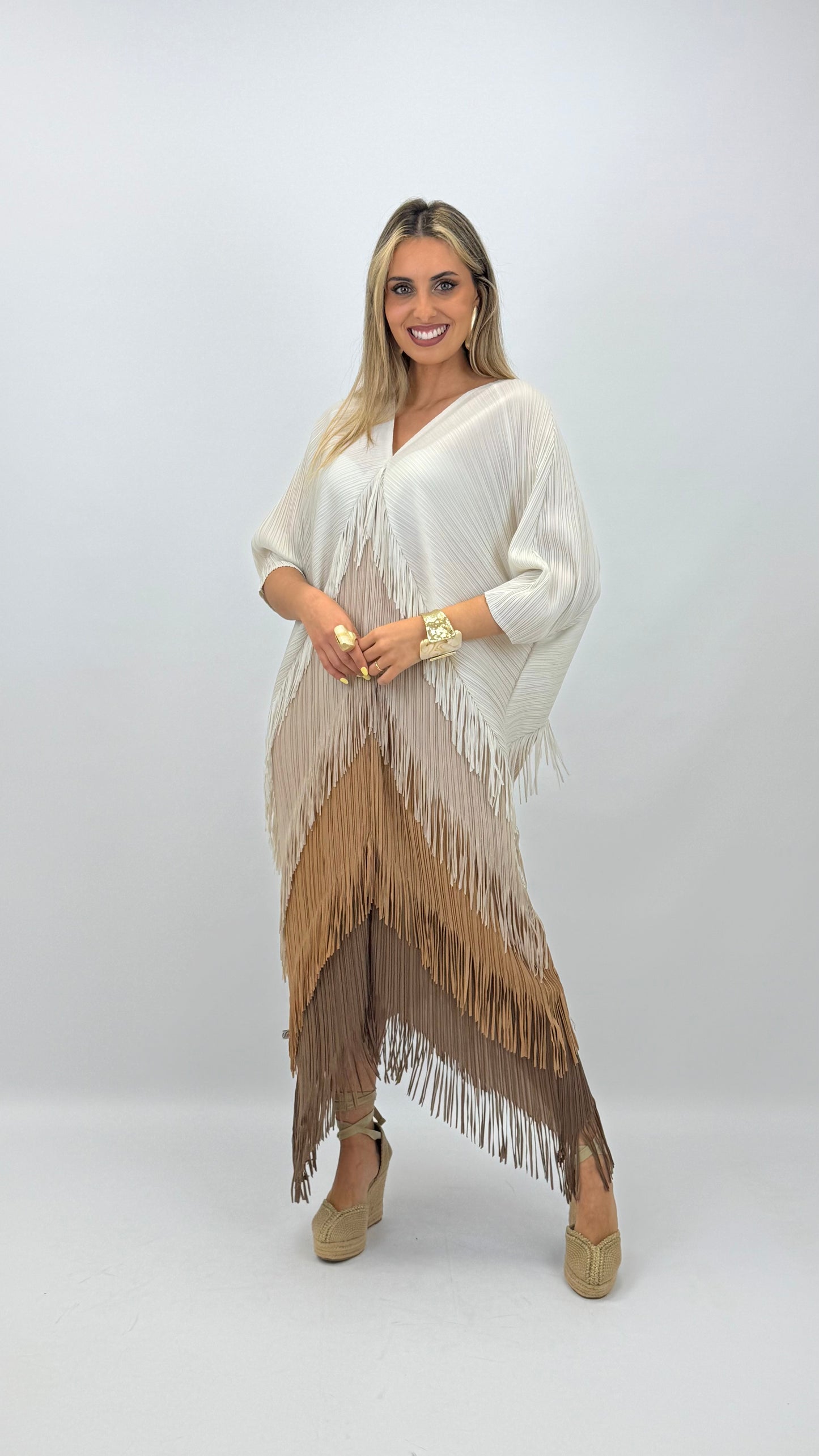 Vestido franjas tons terra