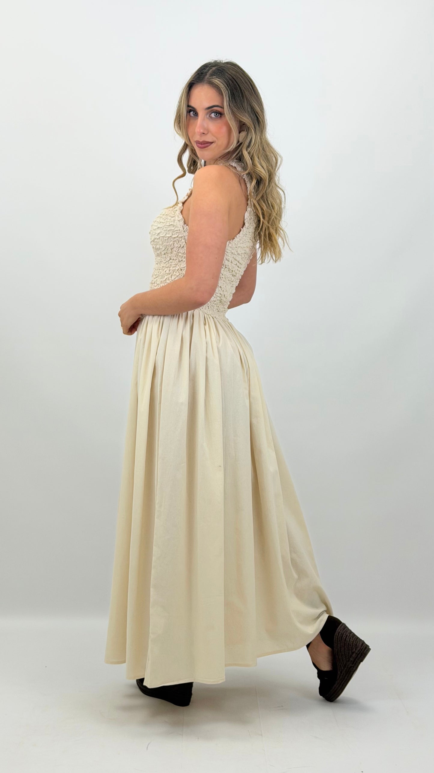 Vestido favos de mel creme