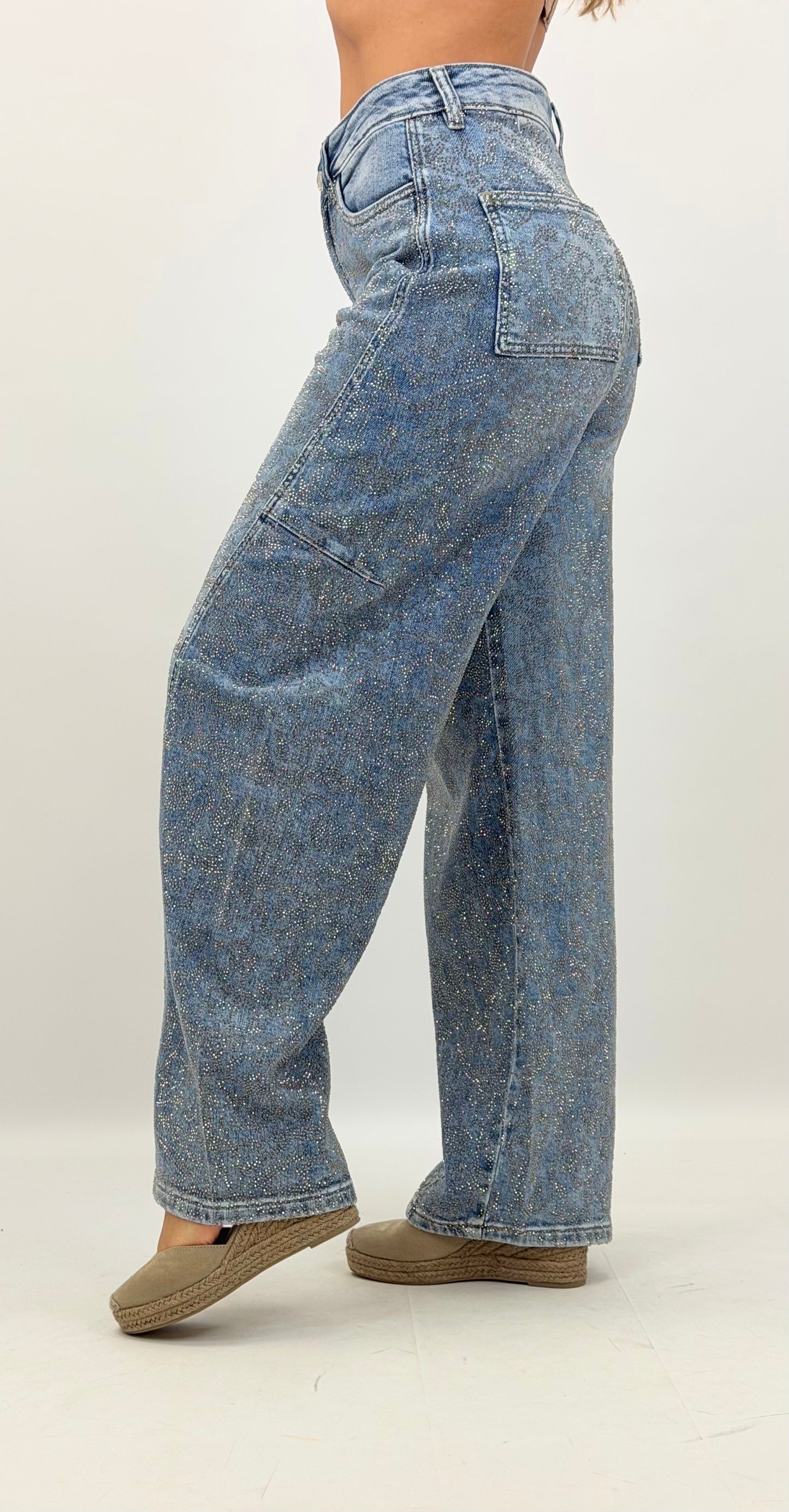 Calças ganga estilo baloon com brilhos