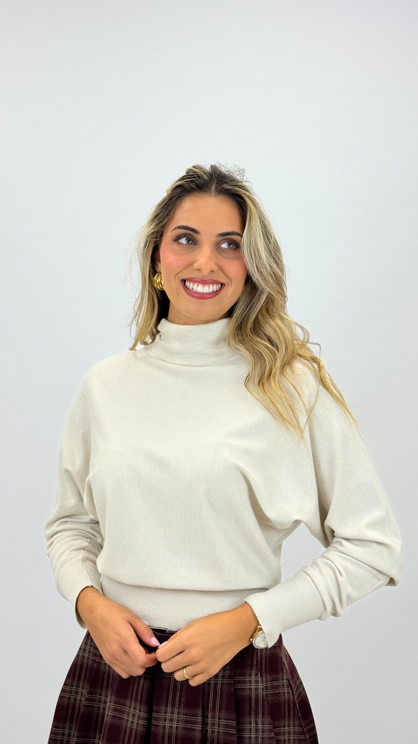 Camisola malha meia-gola drapeada pérola