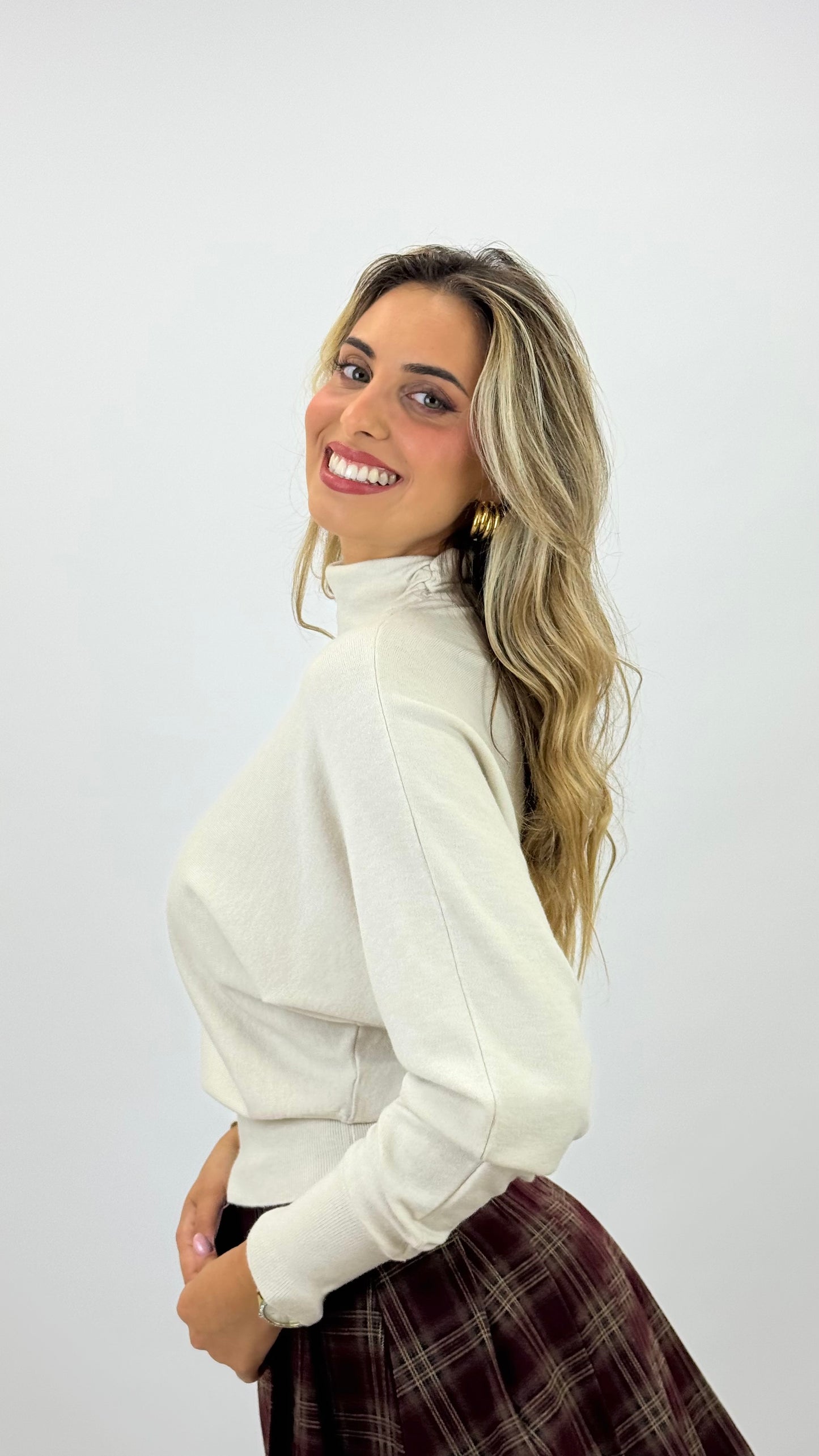 Camisola malha meia-gola drapeada pérola