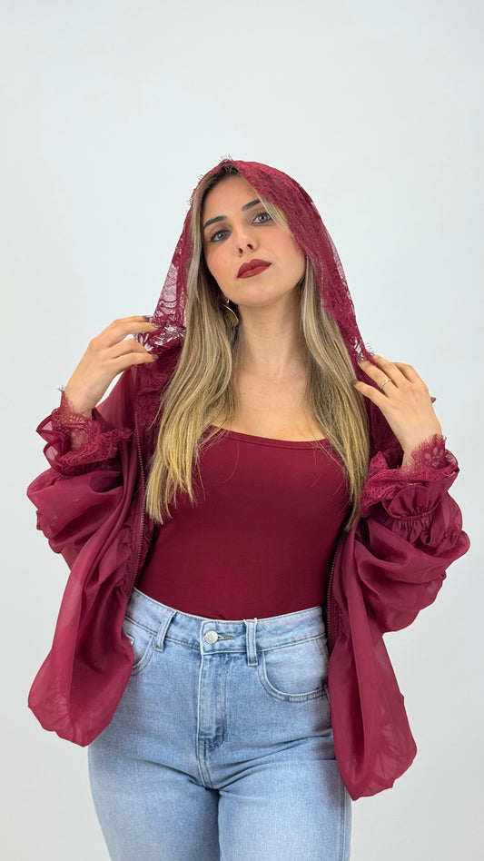 Casaco fino bordeaux com renda