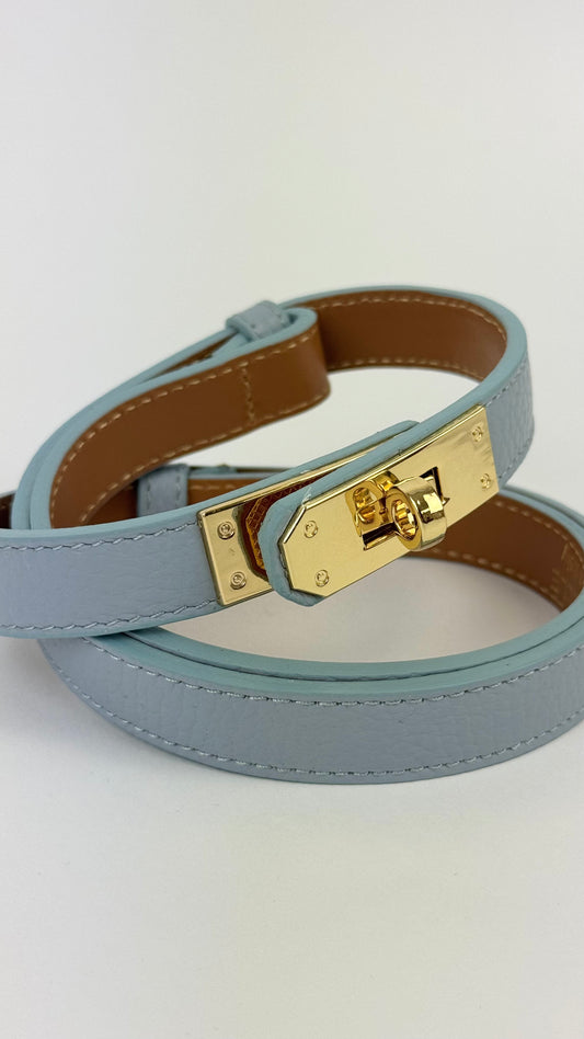Cinto em pele genuína ajustável azul claro