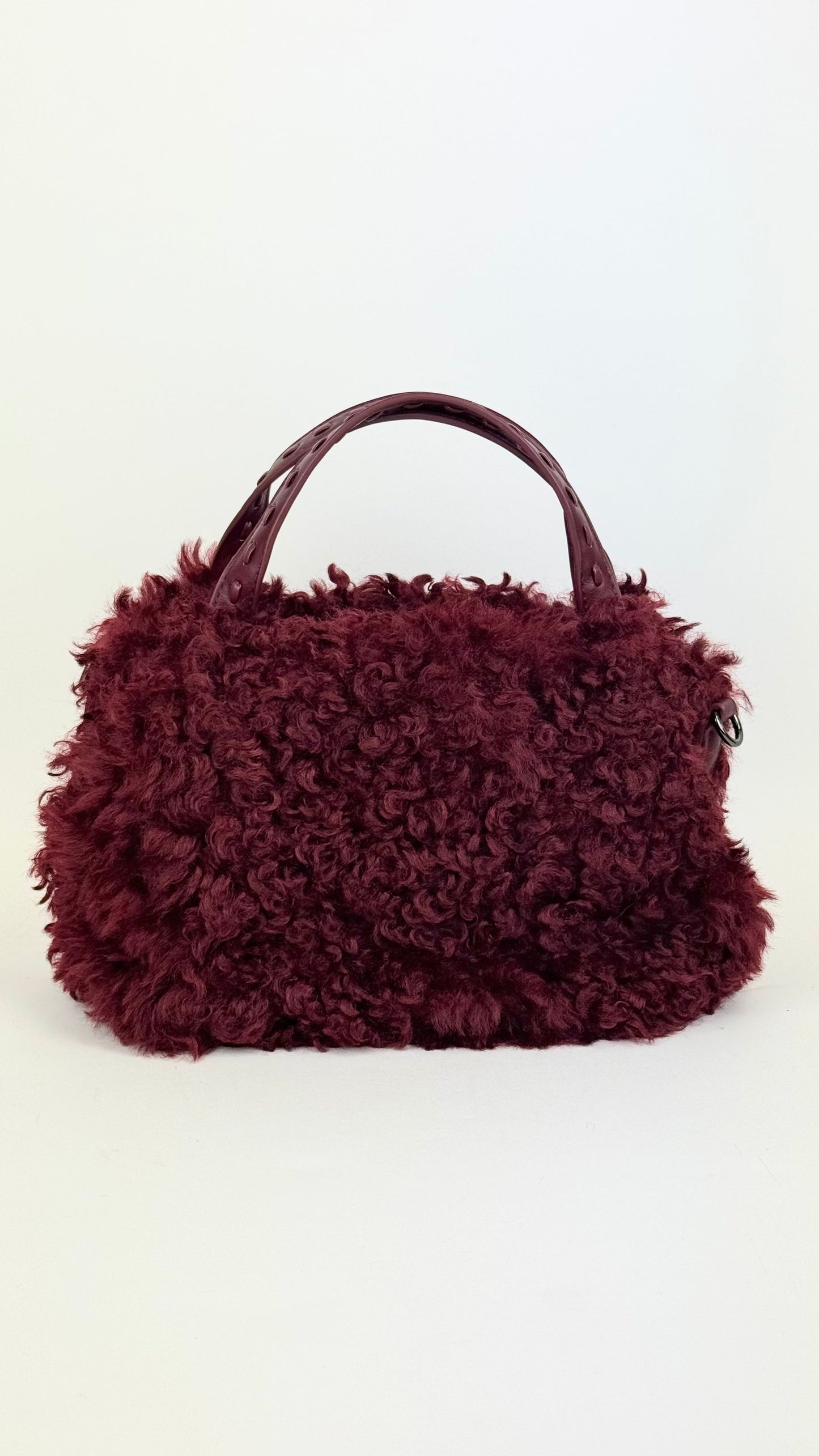 Carteira carneirinho bordeaux