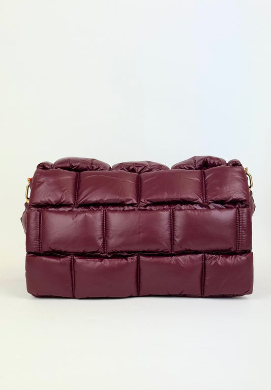 Carteira acolchoada bordeaux