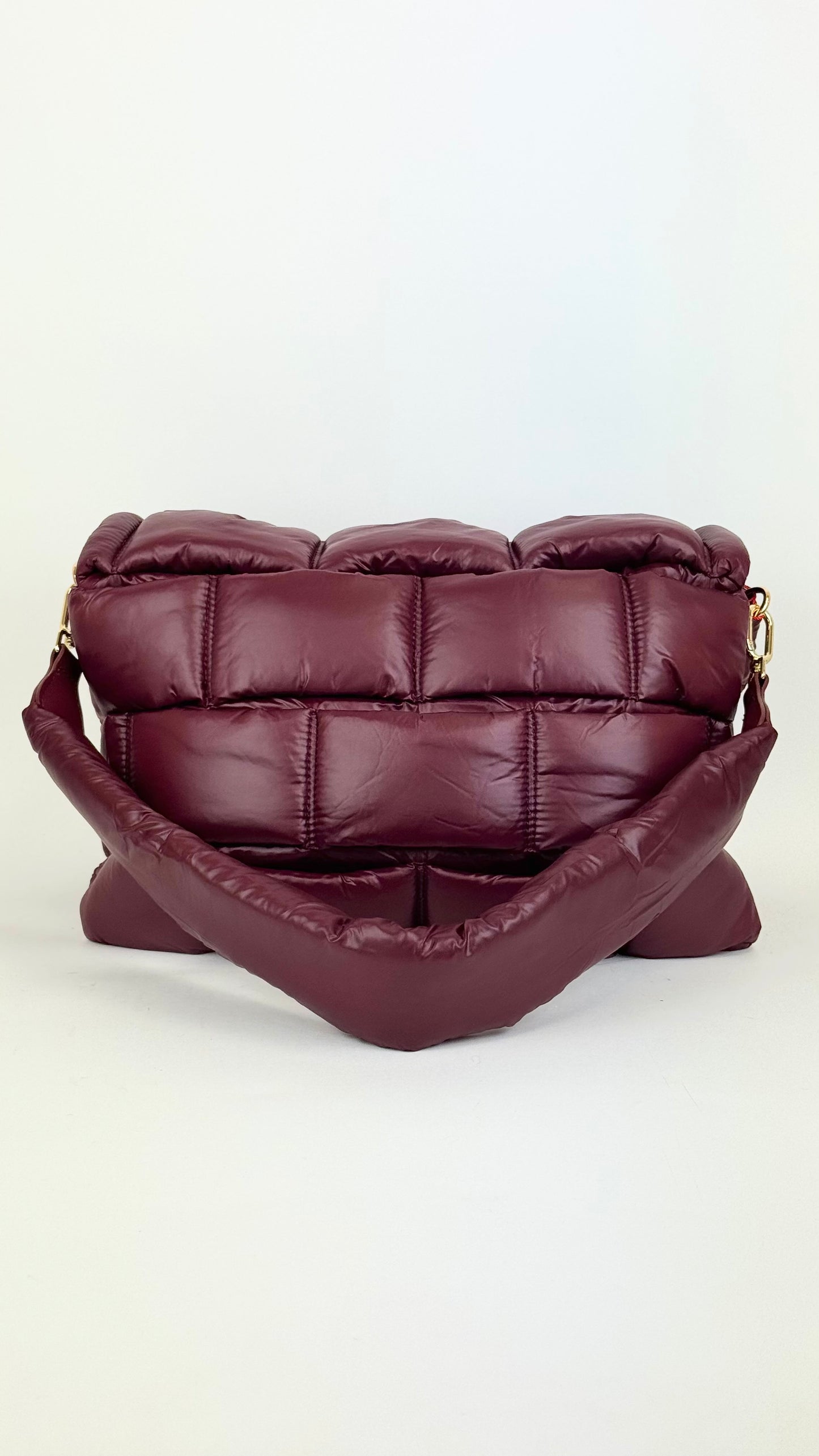 Carteira acolchoada bordeaux