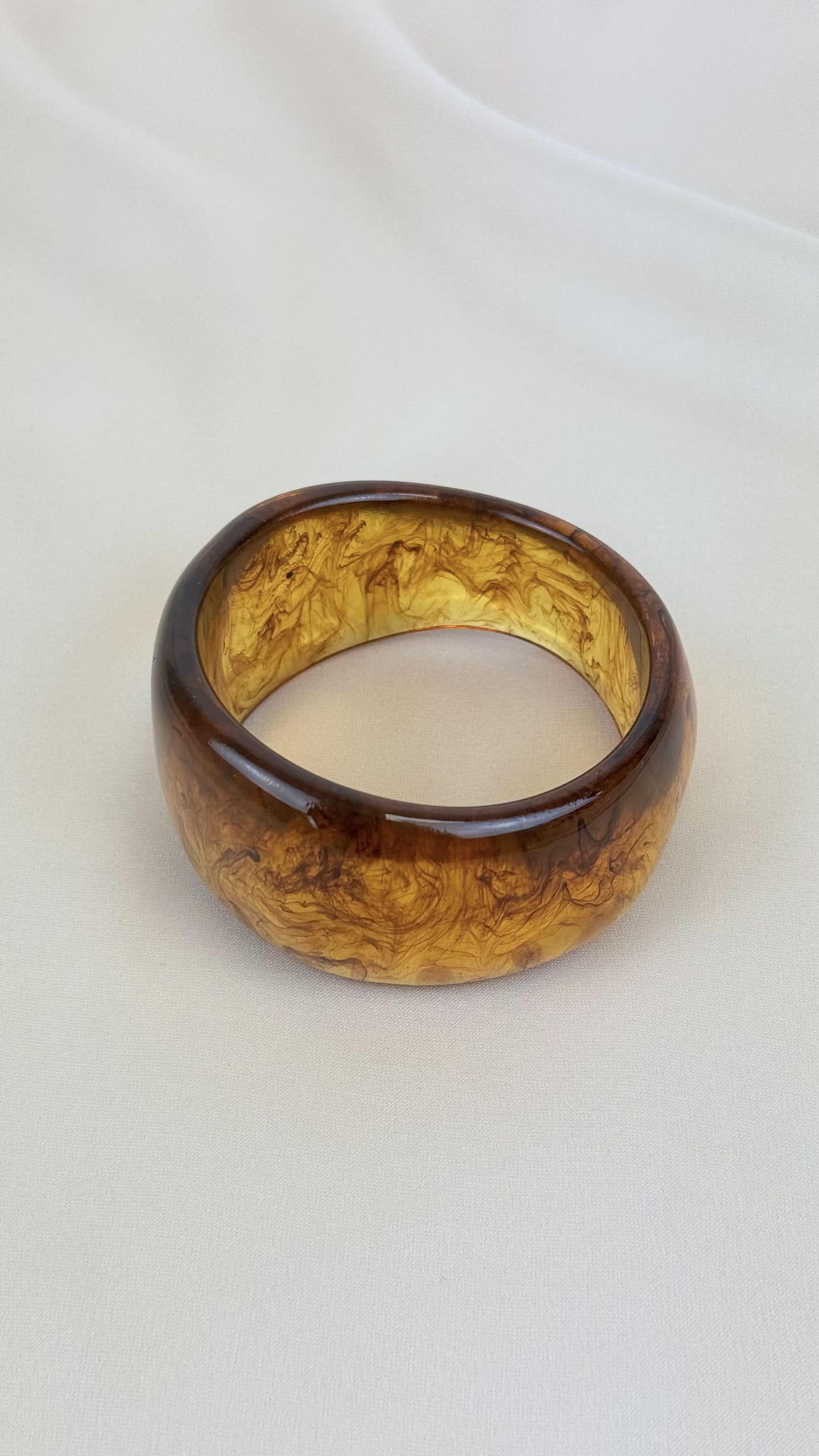 Pulseira massa efeito âmbar