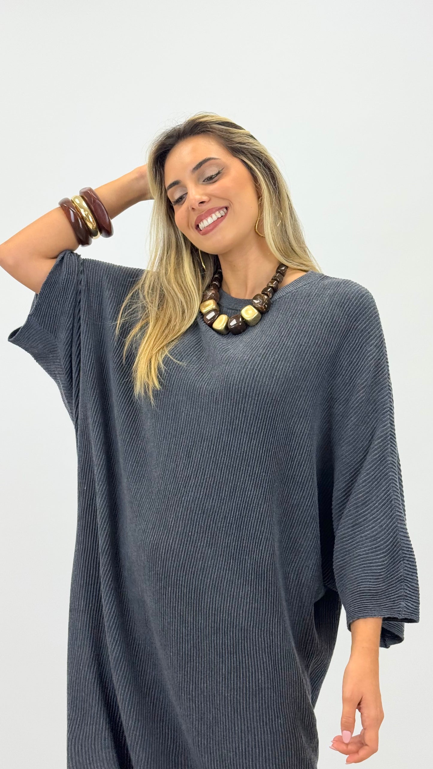 Vestido malha canelada cinza