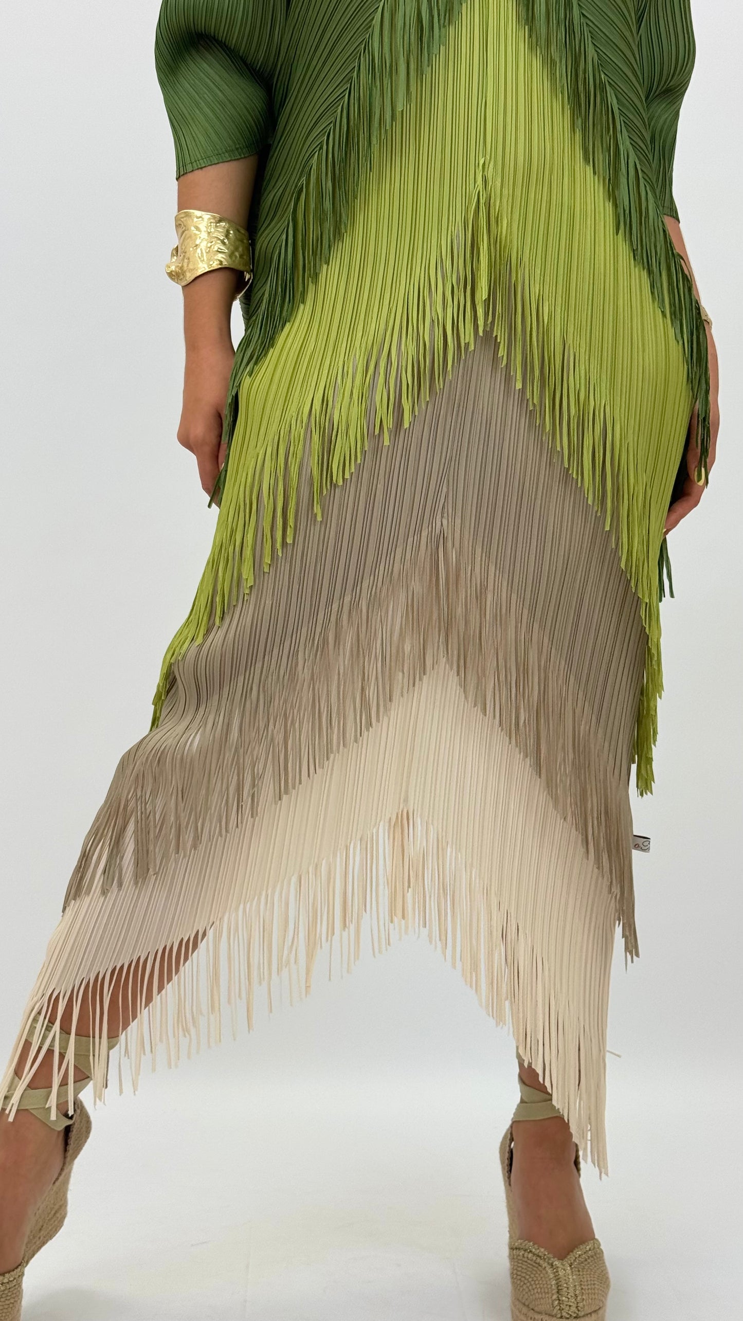 Vestido franjas tons verde