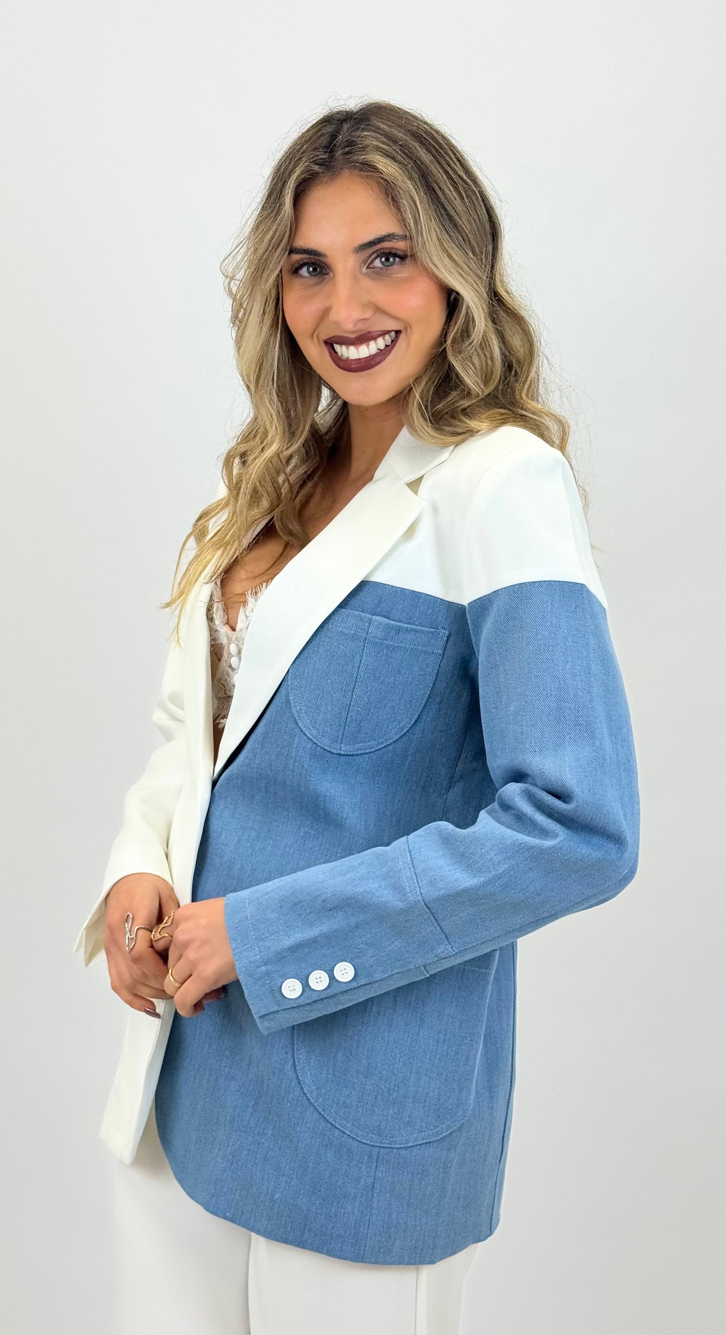 Blazer branco com parte ganga