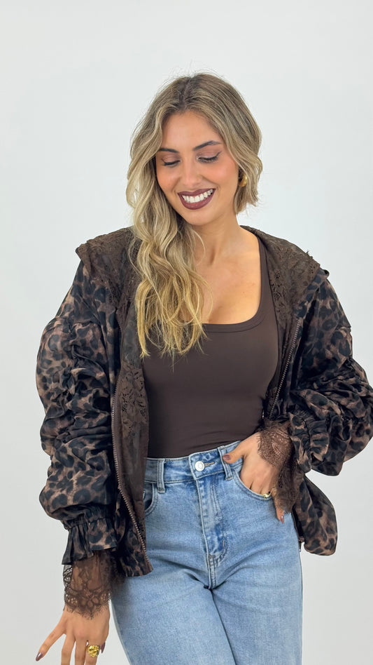 Casaco fino animal-print com renda