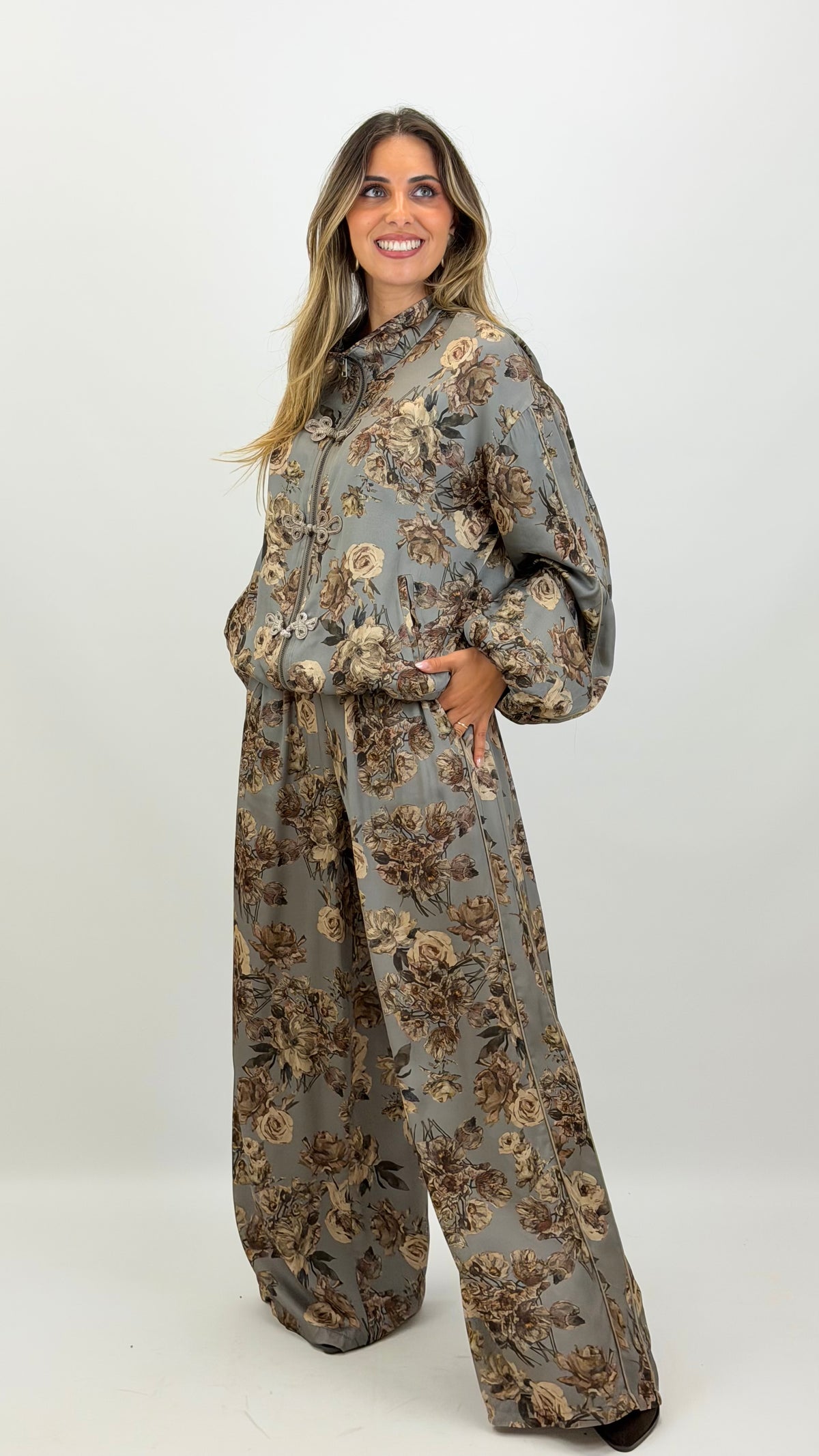 Conjunto Sakura in Grey