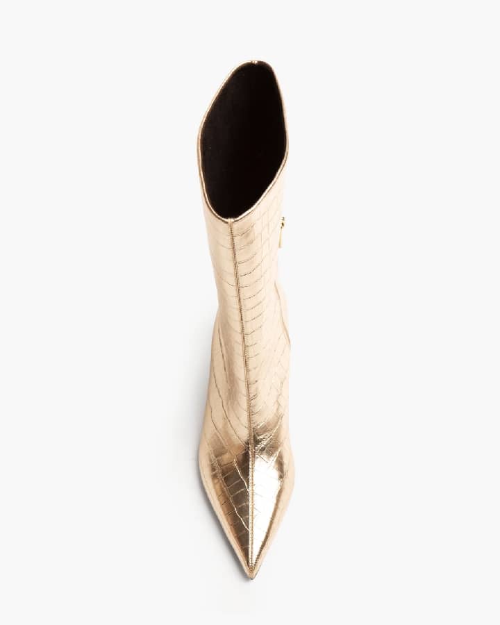 Bota tacão stilleto meio-cano dourado