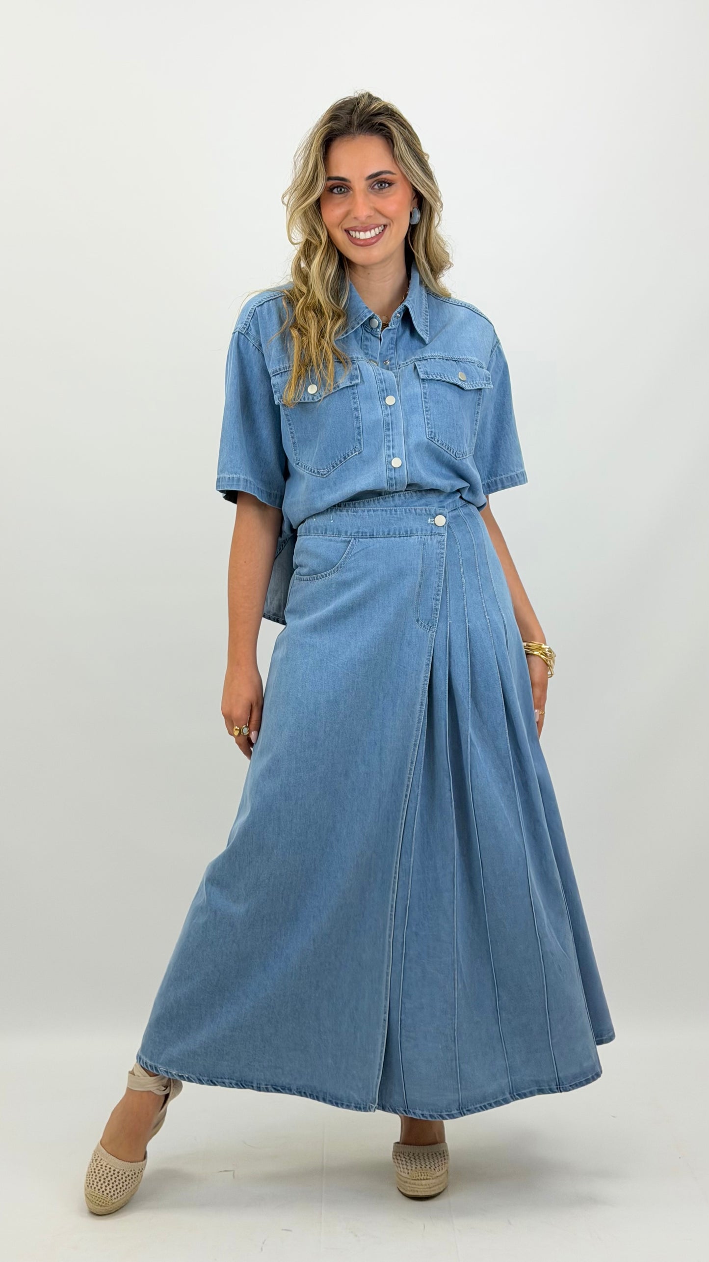Conjunto camisa e saia ganga