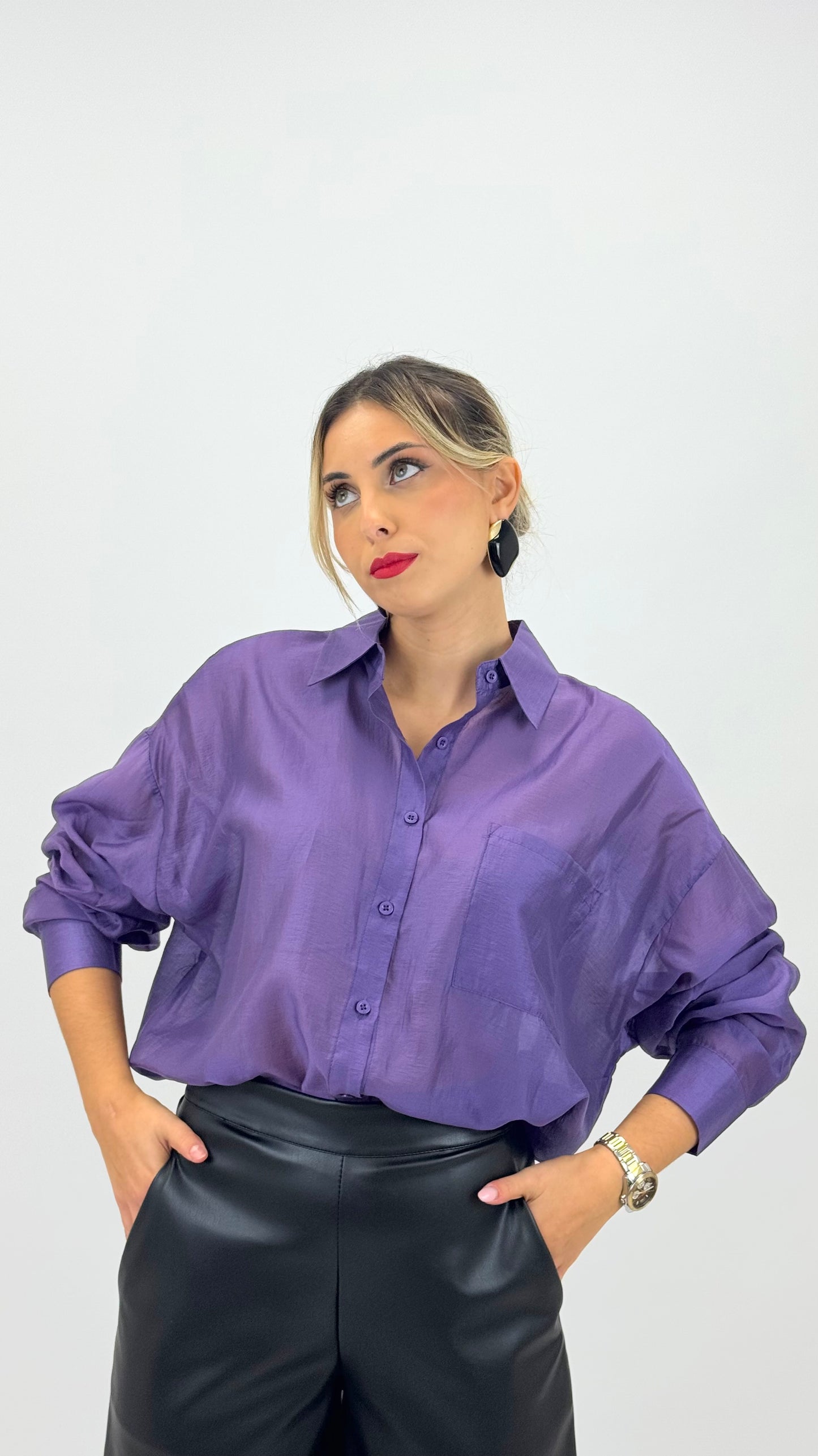 Blusa em tecido fluído roxo