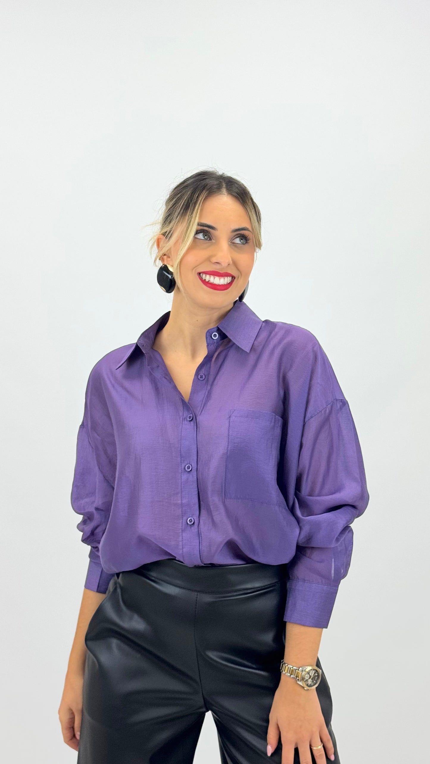 Blusa em tecido fluído roxo