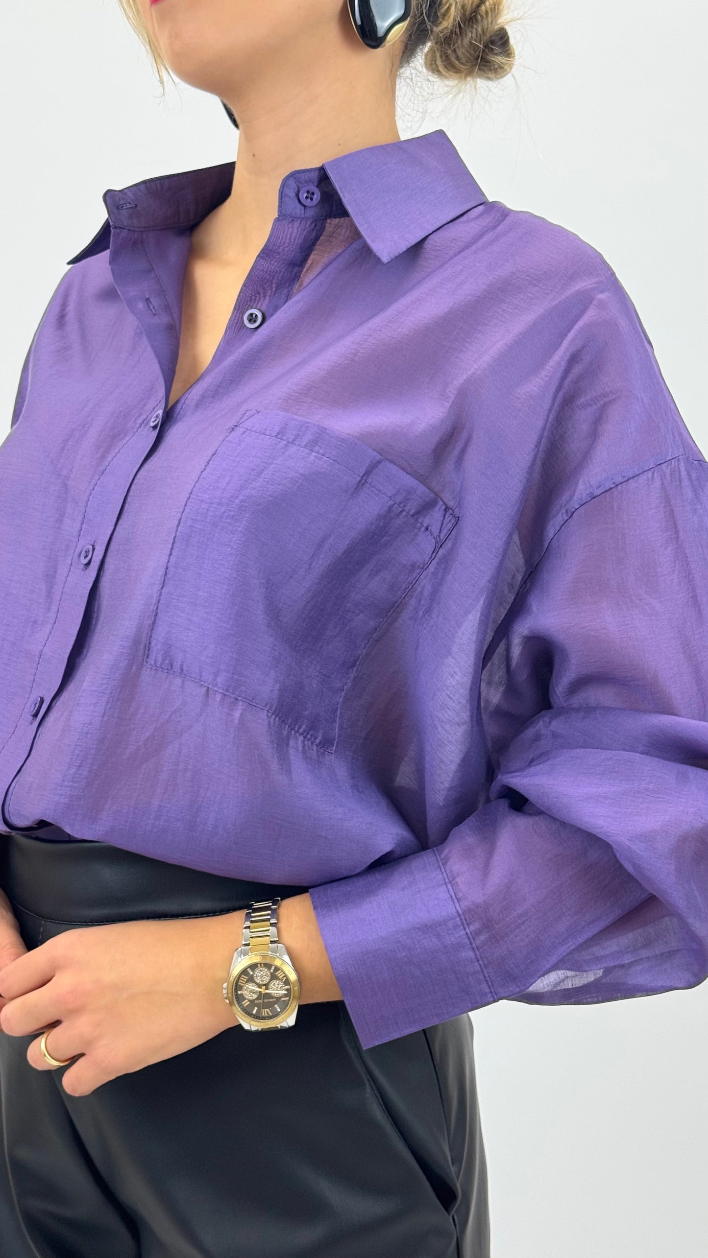 Blusa em tecido fluído roxo