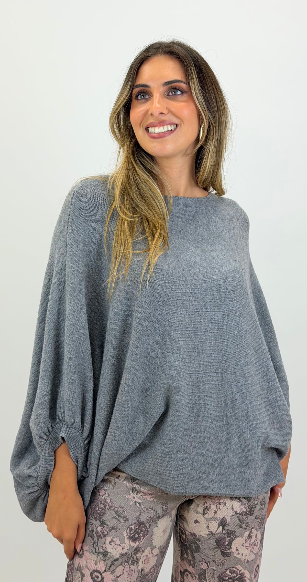 Camisola malha larga fofa cinza