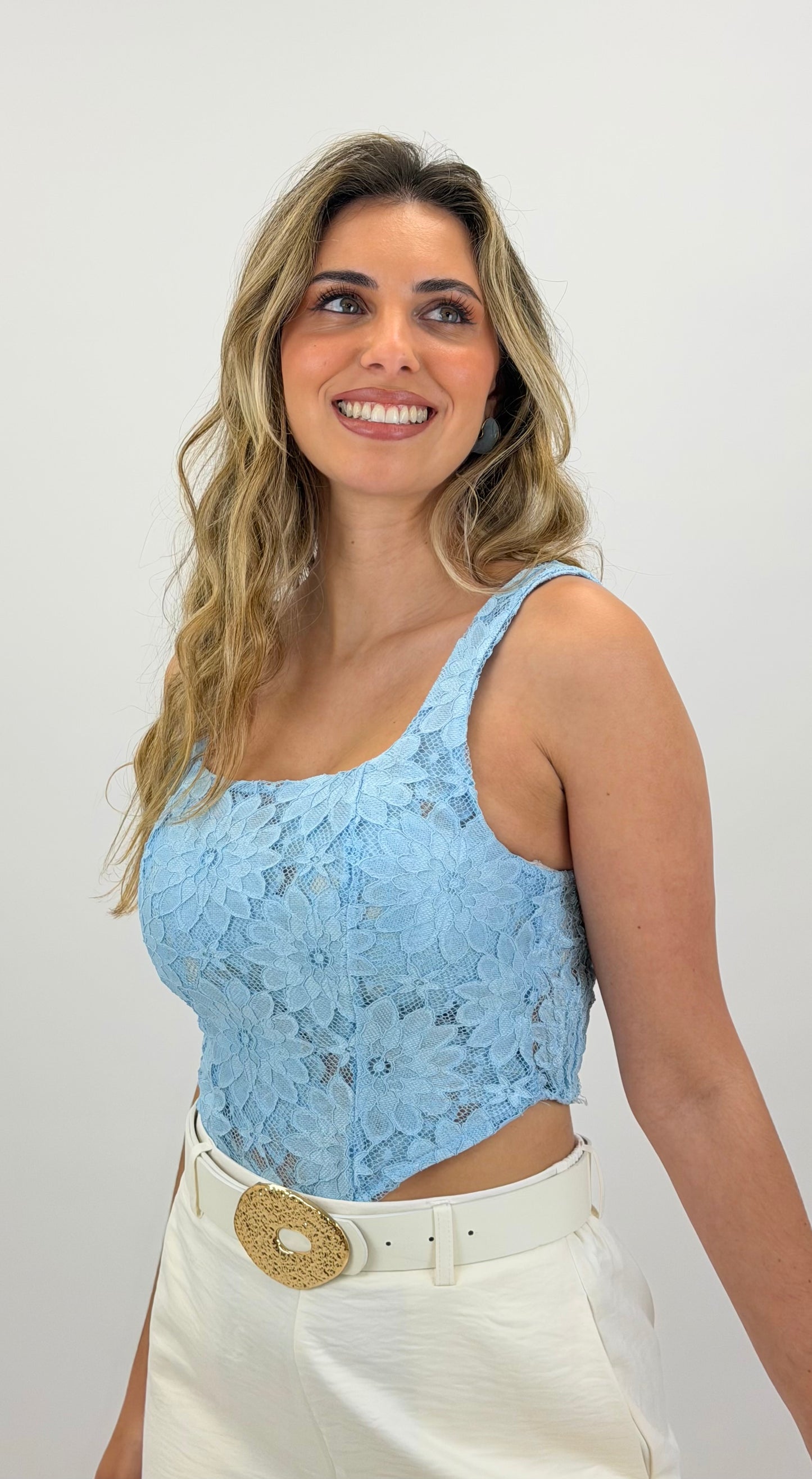 Top/corpete rendado azul