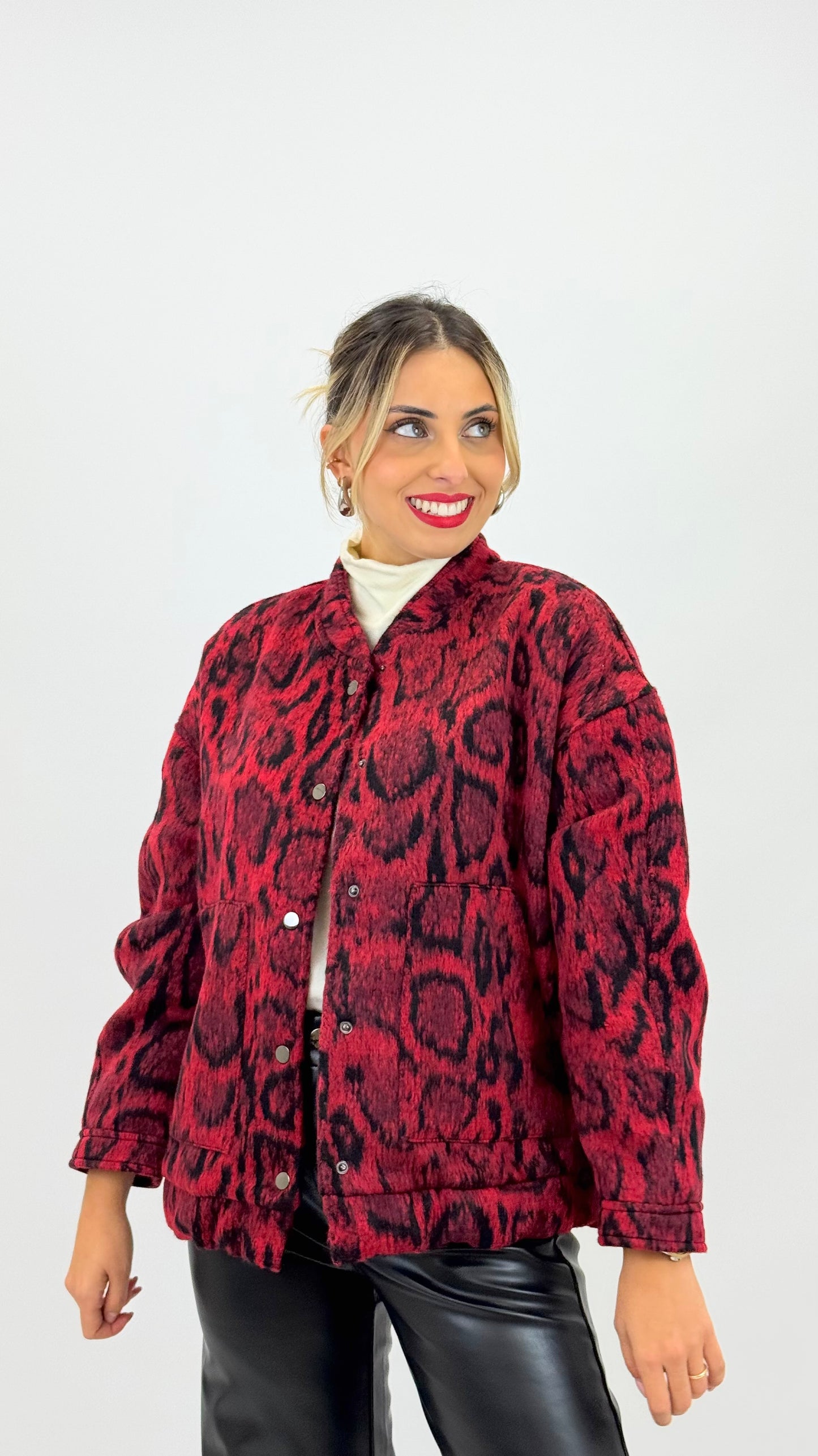 Bomber fazenda animal-print vermelho e preto