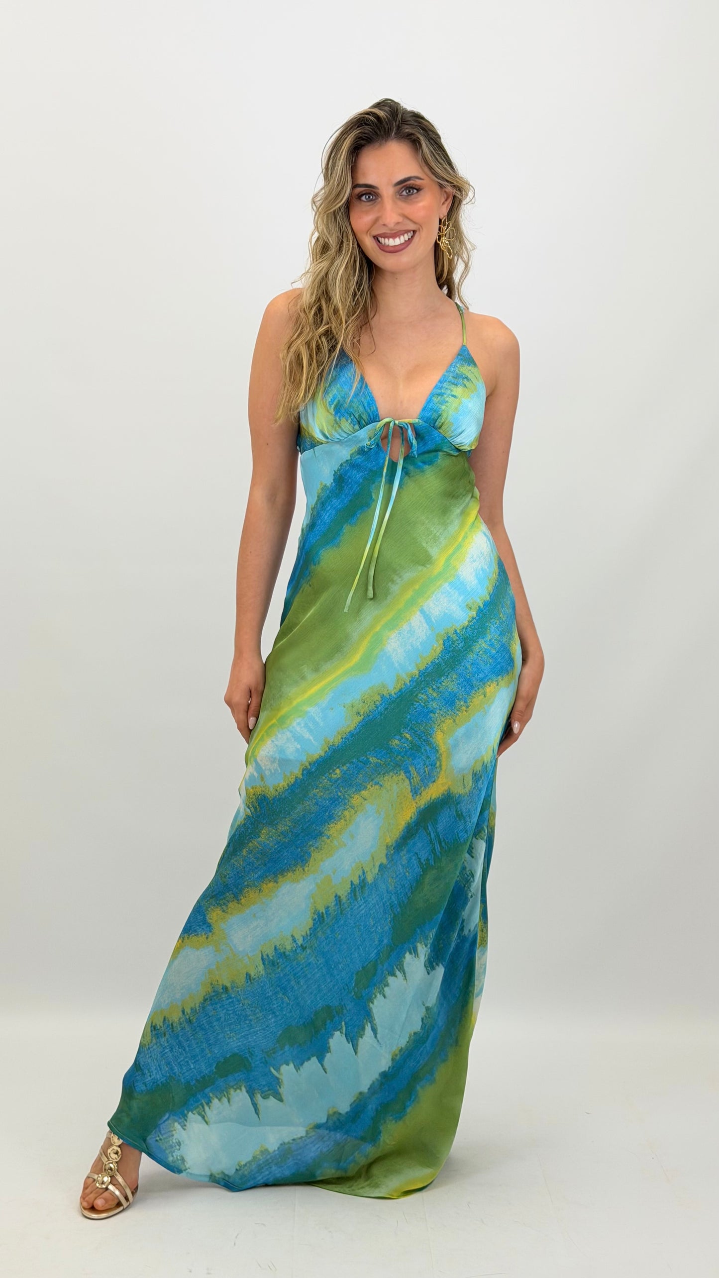 Vestido comprido acetinado verde e azul