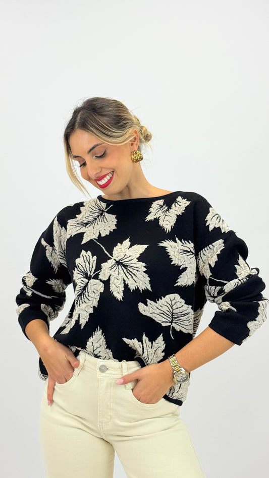 Camisola malha preta com desenhos em relevo pérola