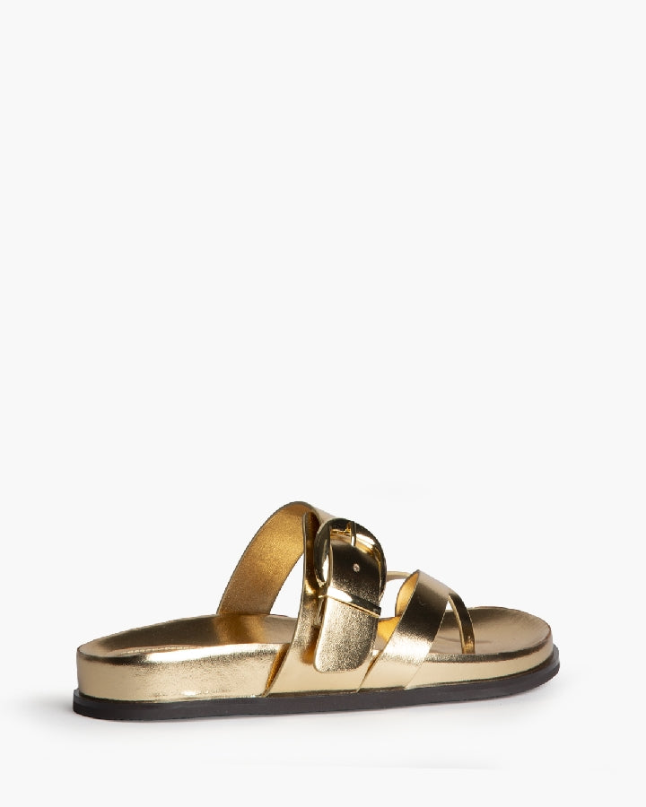 Sandália/chinelo com fivela dourado