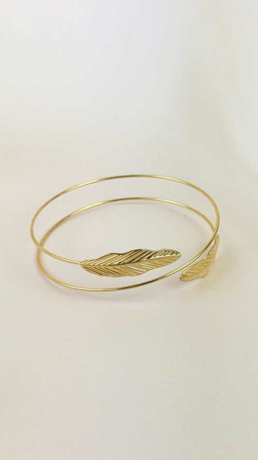 Pulseira de braço aço com detalhe folha