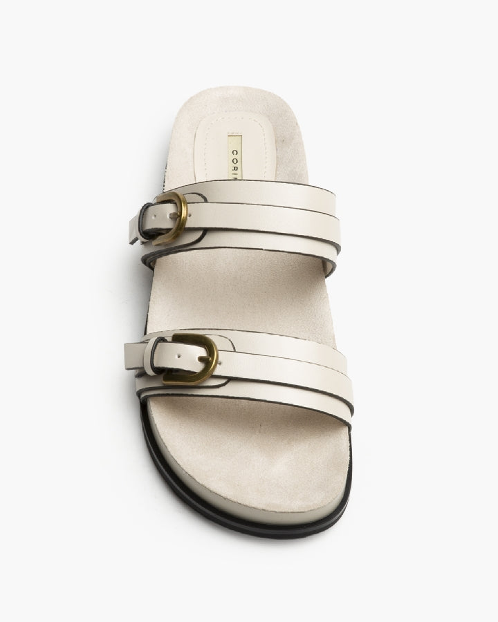 Sandália/chinelo com fivelas pérola